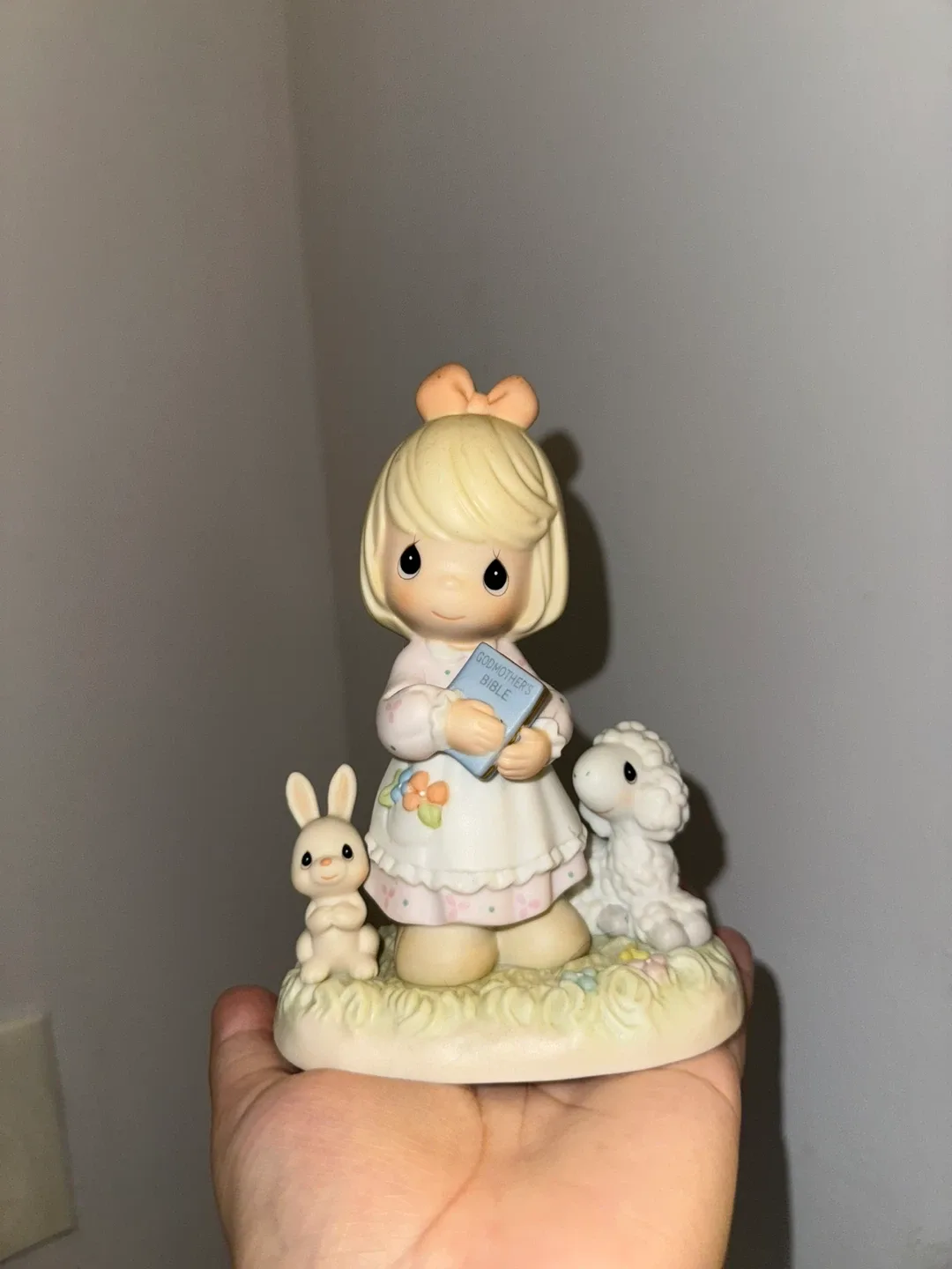 Precious Moments Figurine thumbnail
