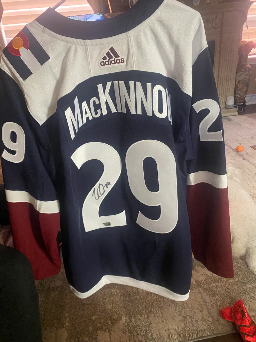 Adidas Colorado Avalanche MacKinnon #29 Jersey image indicator(2)