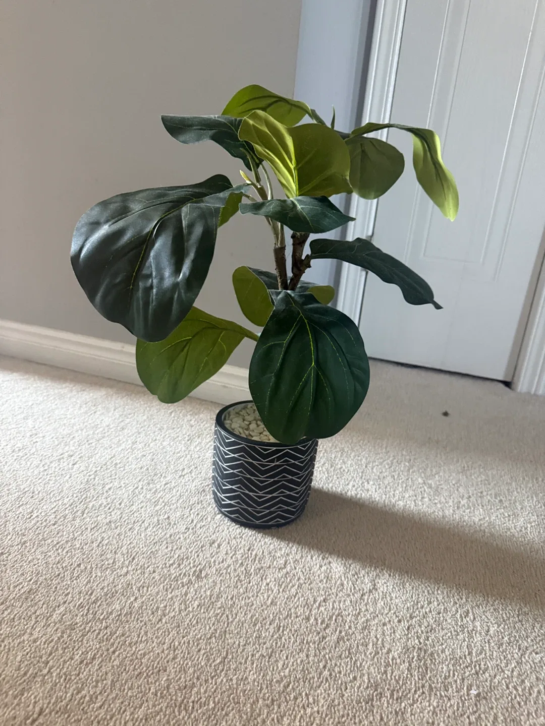 Faux Fiddle Leaf Fig Tree in Pot image indicator(2)