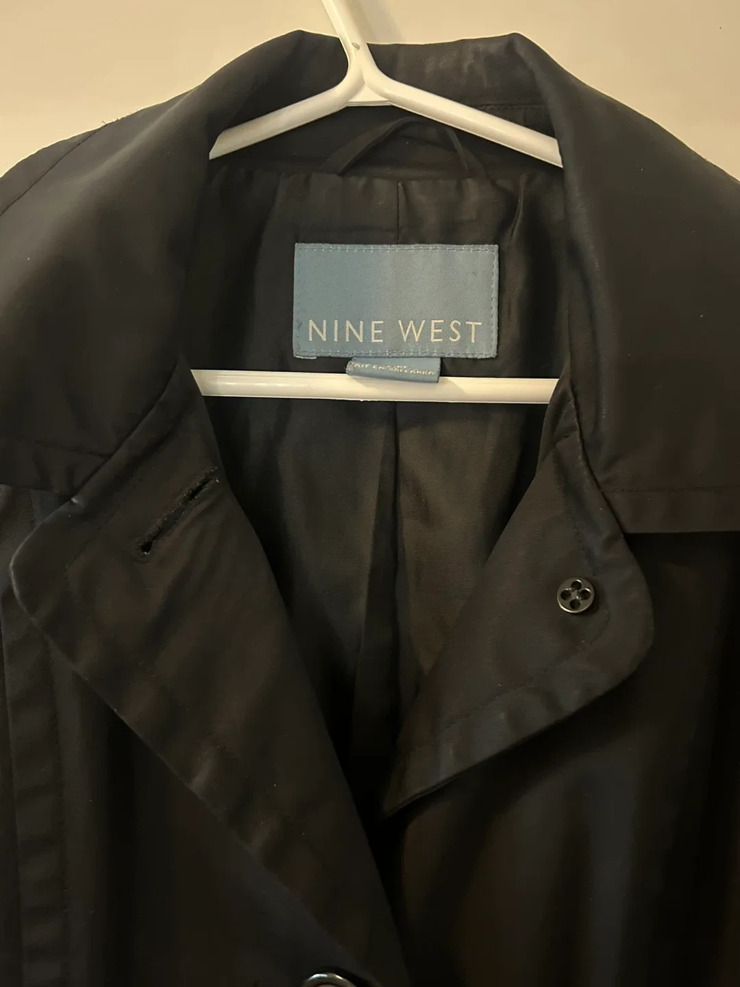 Nine West rain coat image indicator(2)