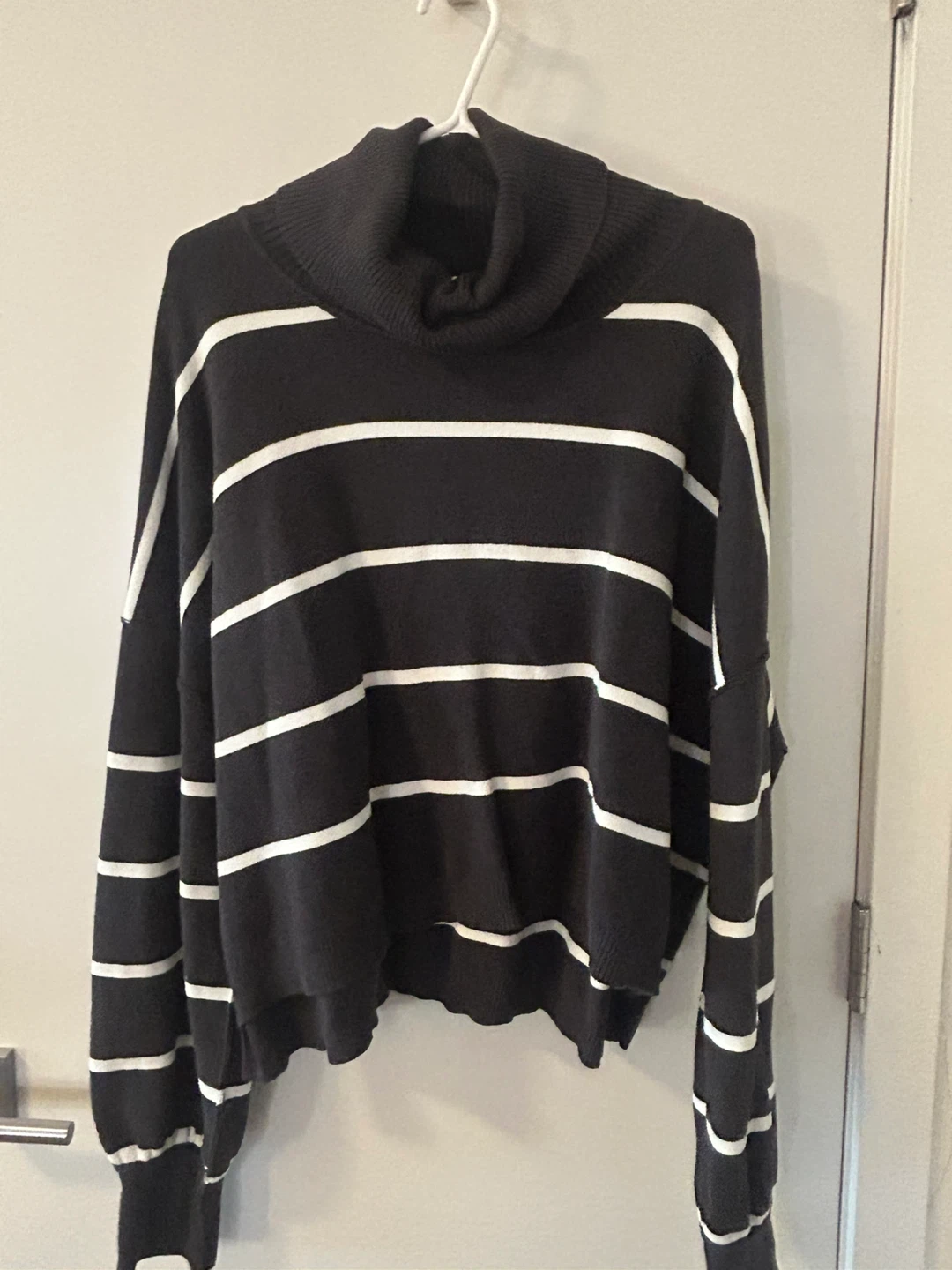Mododoc Striped Turtleneck - Size Small