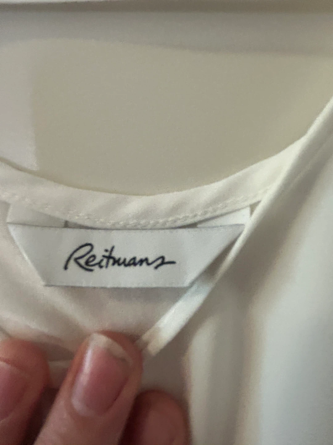 Reitmans White Graphic Tee - Size Small - photo 3