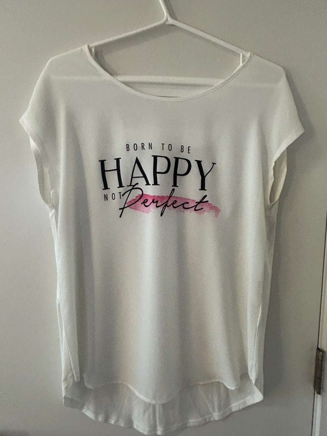 Reitmans White Graphic Tee - Size Small