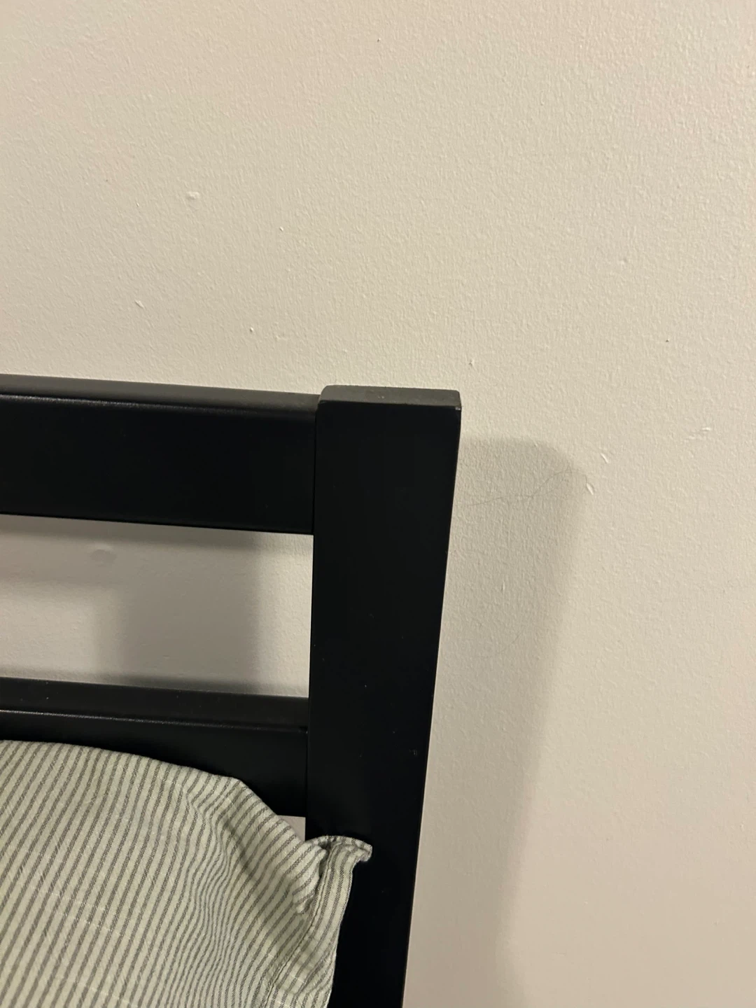 Queen Size Metal Bed Frame - photo 5