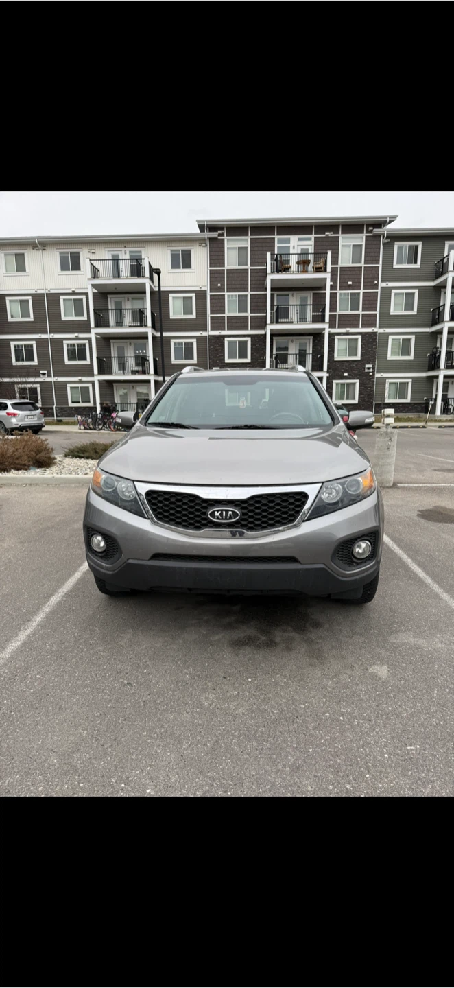 Kia Sorento SUV - photo 2
