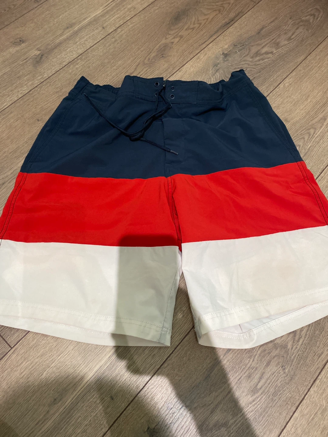 H&M Colour Block Swim Shorts - Size XL - photo 2