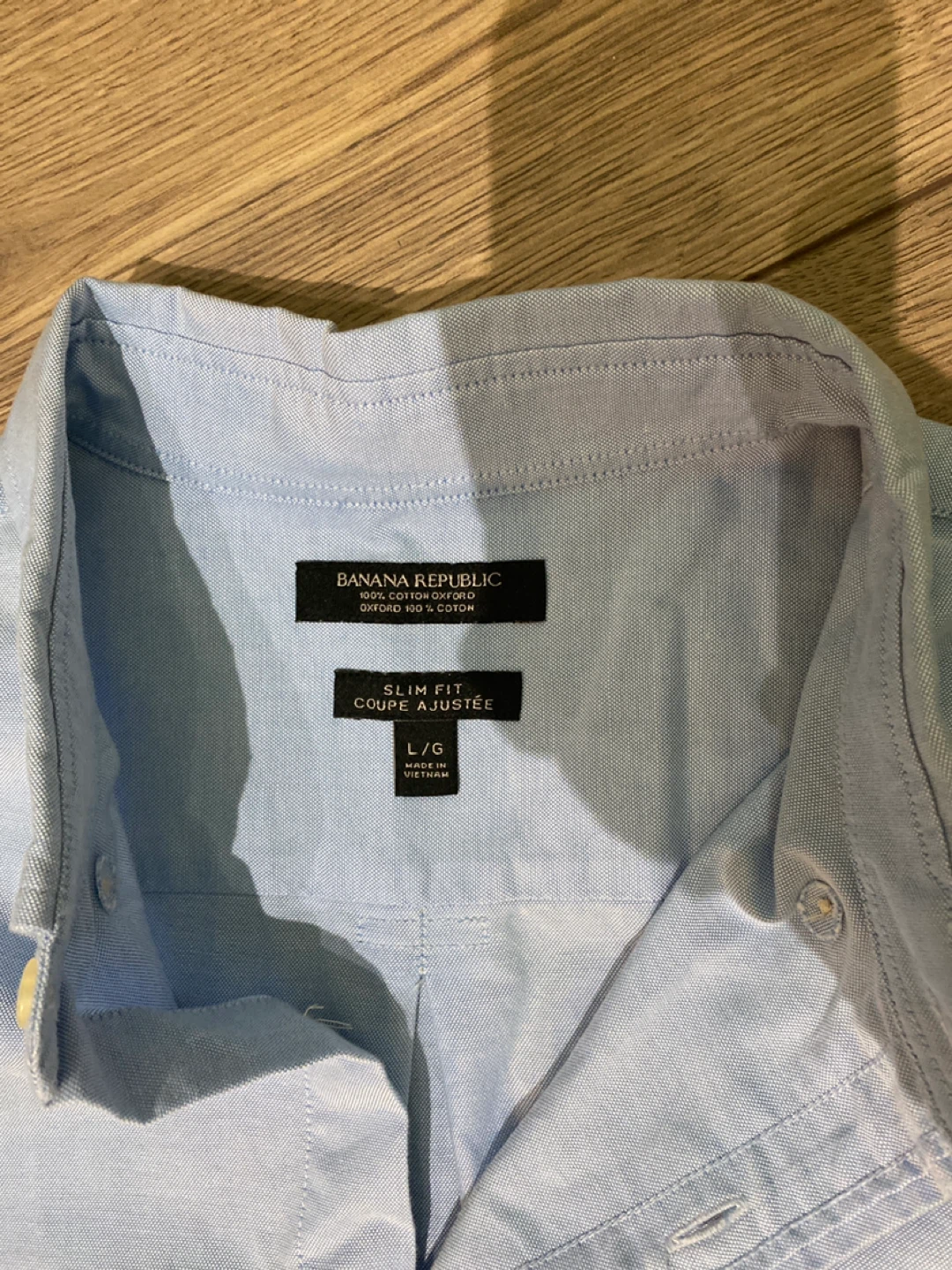 Banana Republic Light Blue Oxford Shirt - L