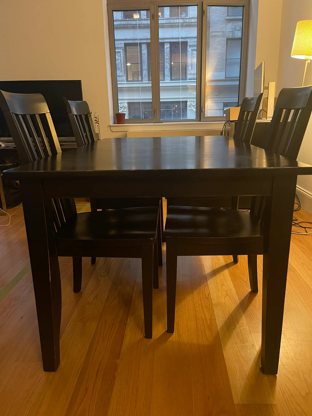 Elegant wood extendable dining table with chairs - photo 2