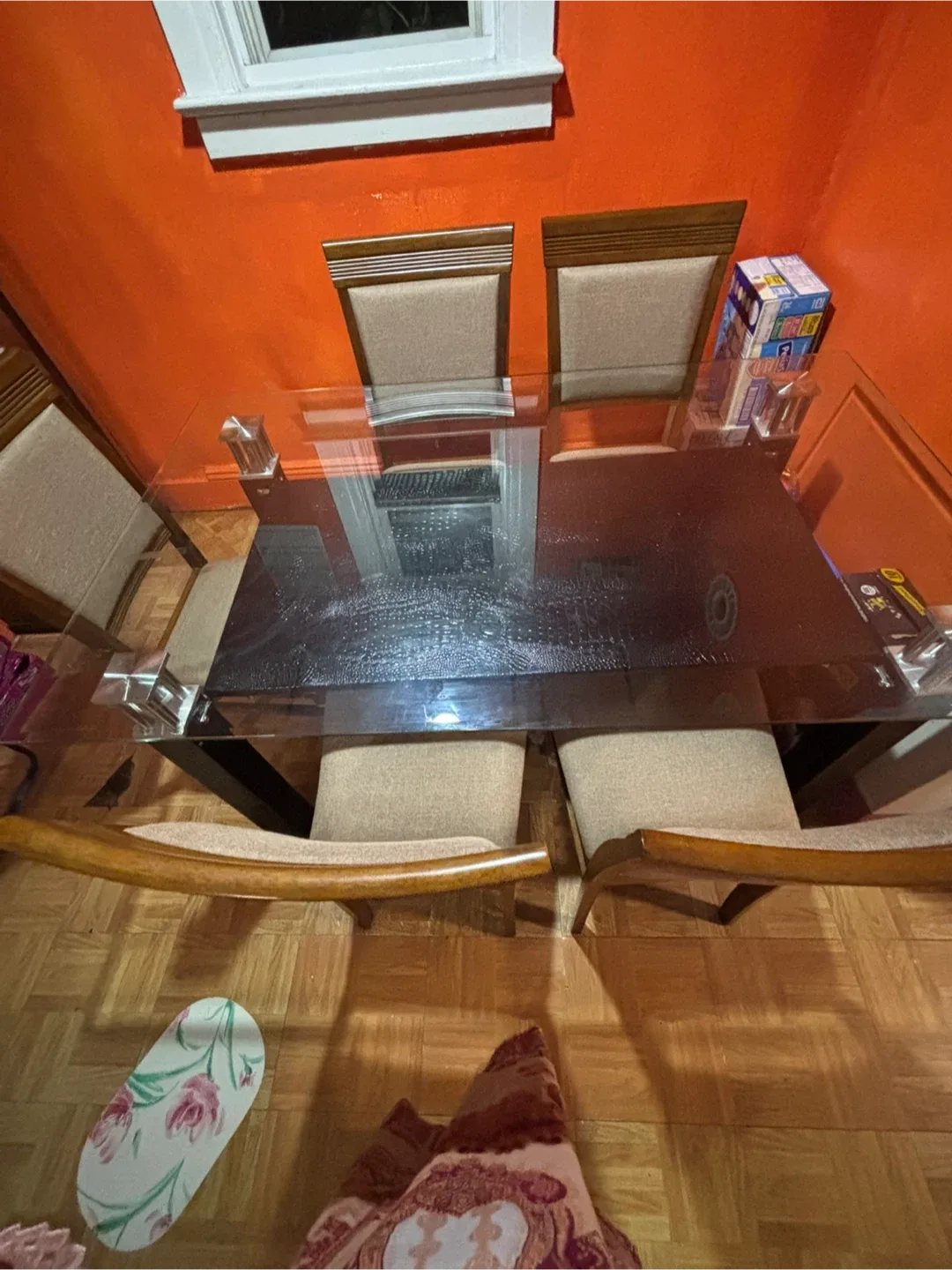 Dining Table with 6 Chairs - Glass Top image indicator(4)