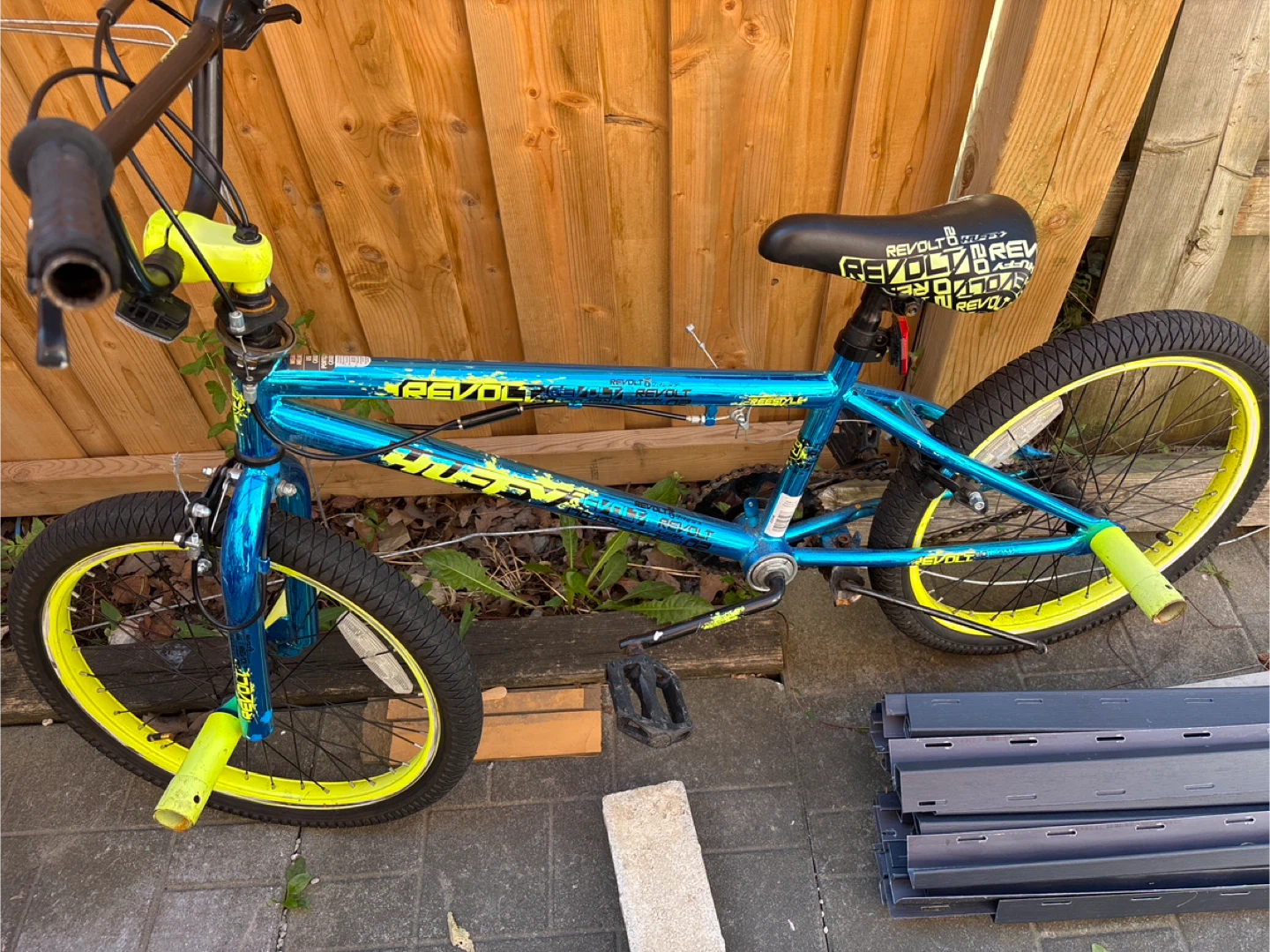 Revolt Huffy Freestyle BMX Bike - Blue & Yellow