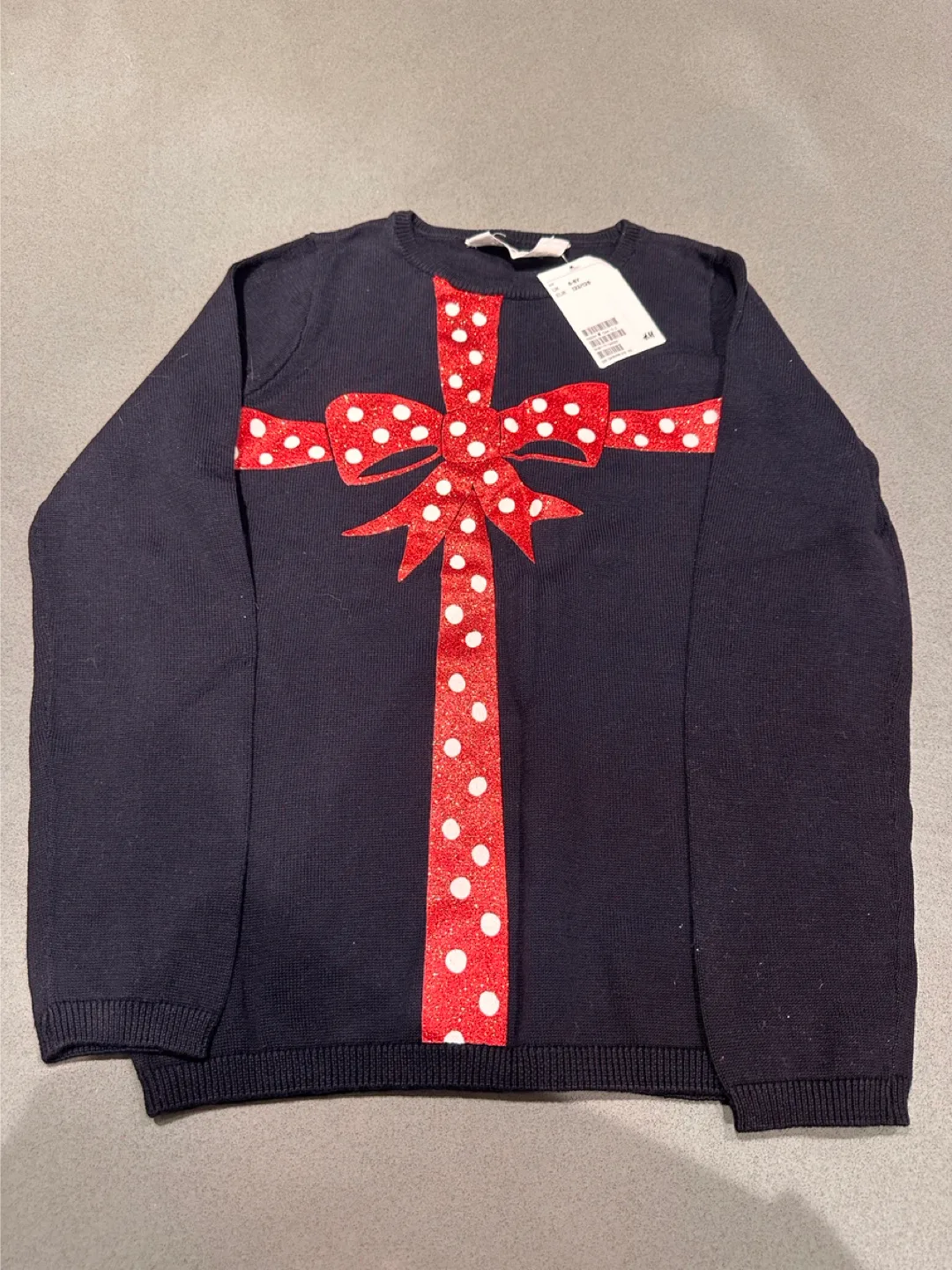 H&M Black Sweater with Red Bow, Size 6-8Y image indicator(2)