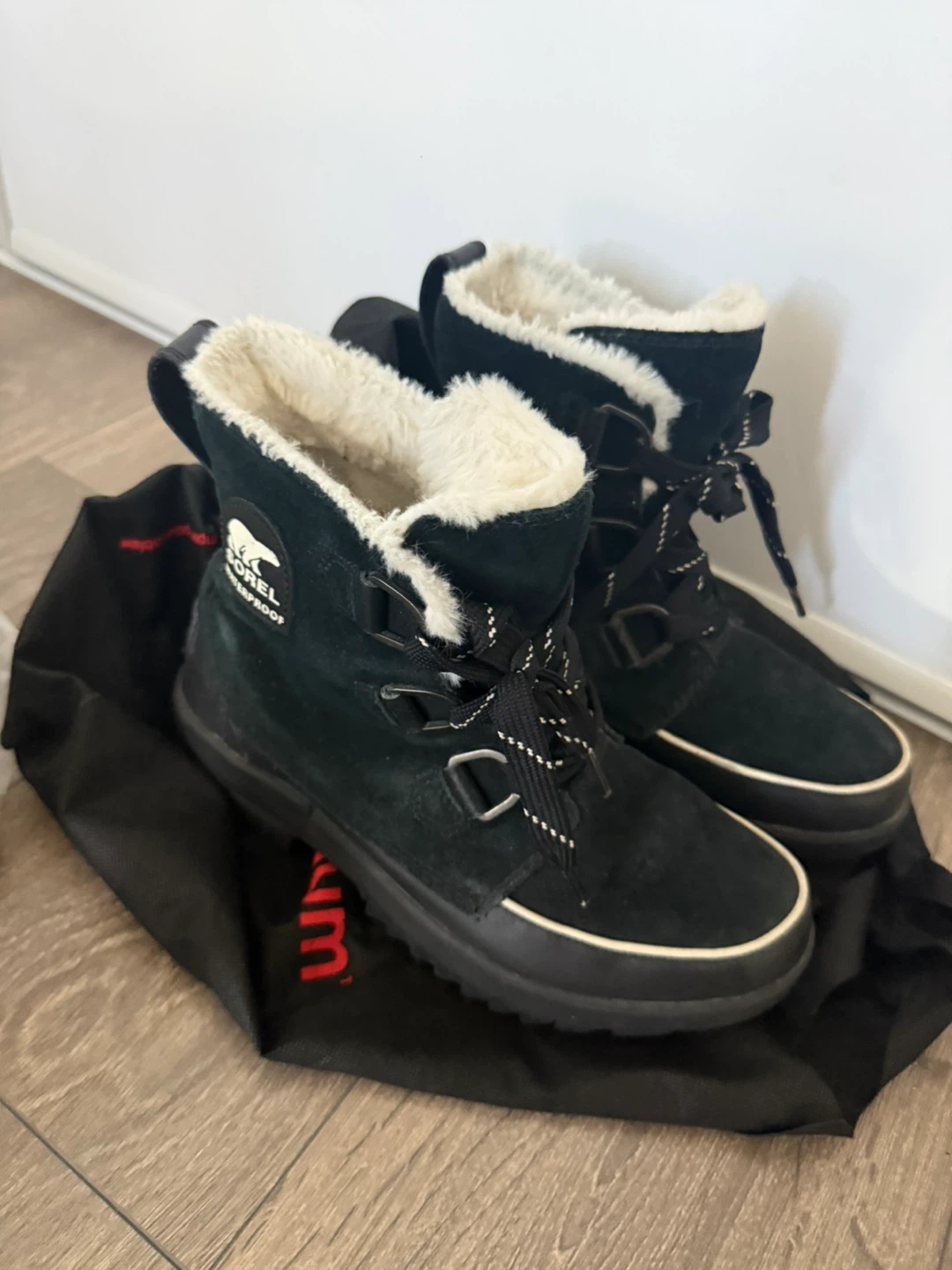 Sorel Waterproof Winter Boots - Size 8