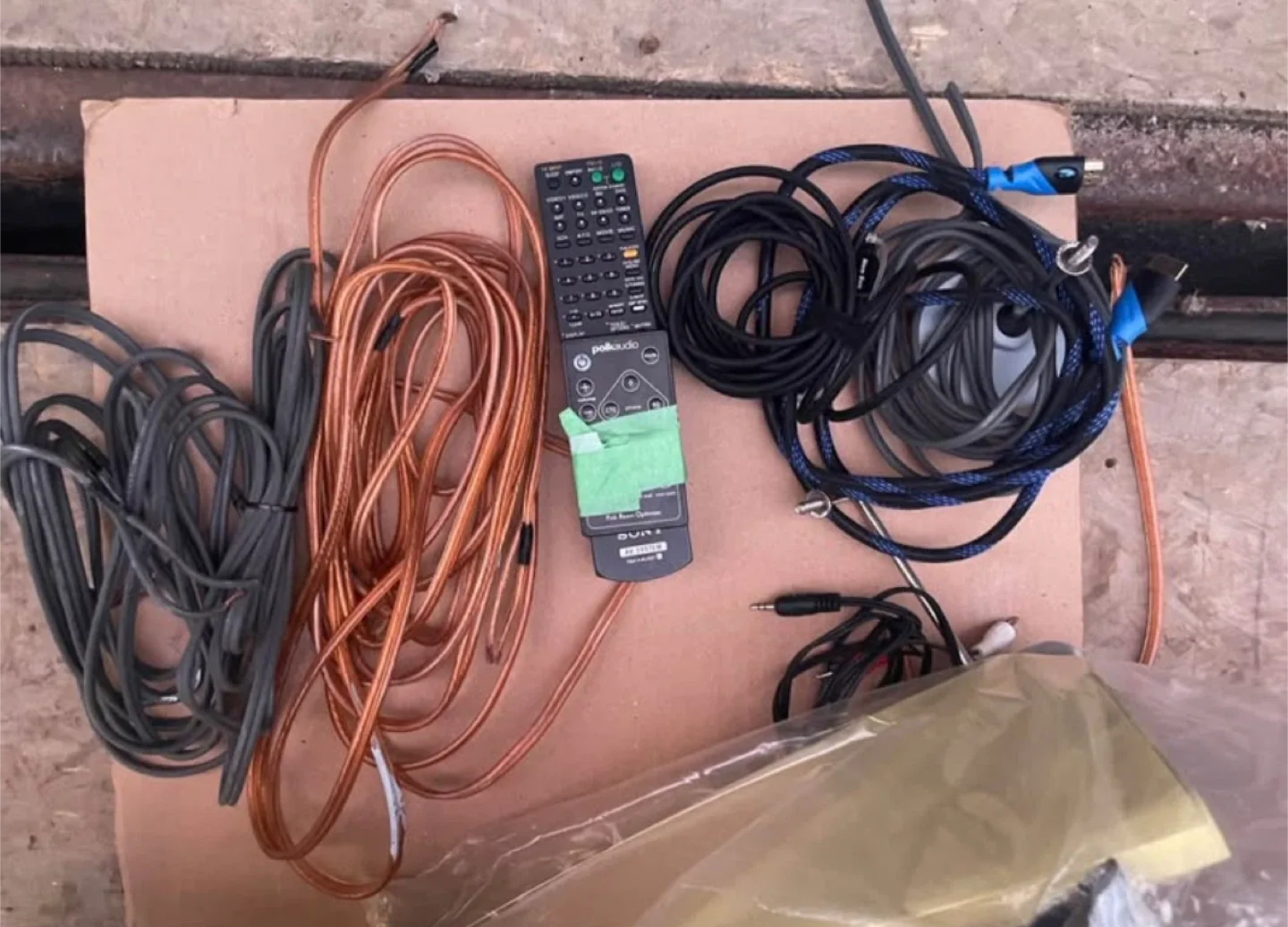 Monitor Audio Surround Sound image indicator(6)