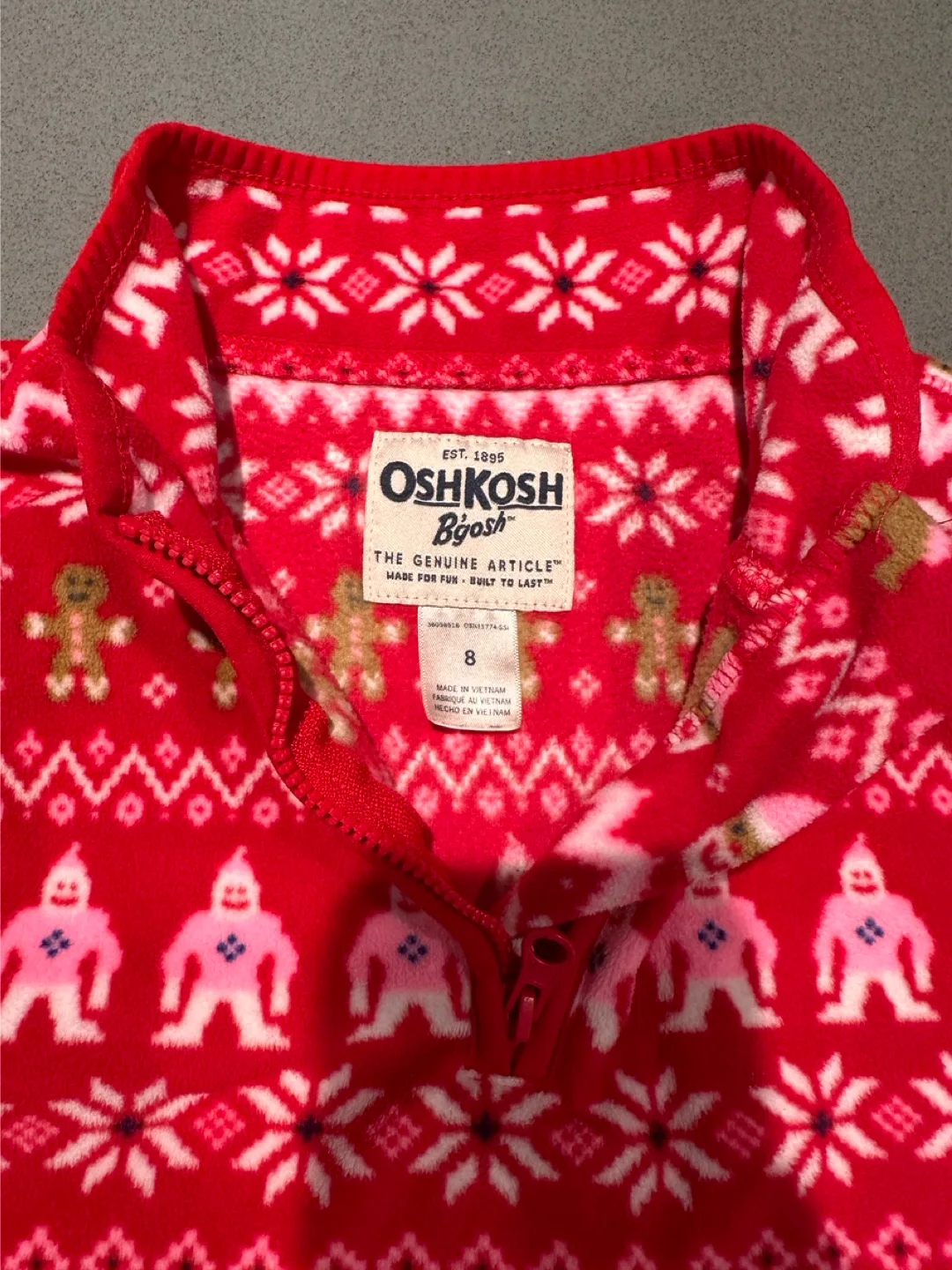 OshKosh B'gosh Size 8 Christmas Fleece Pullover image indicator(2)