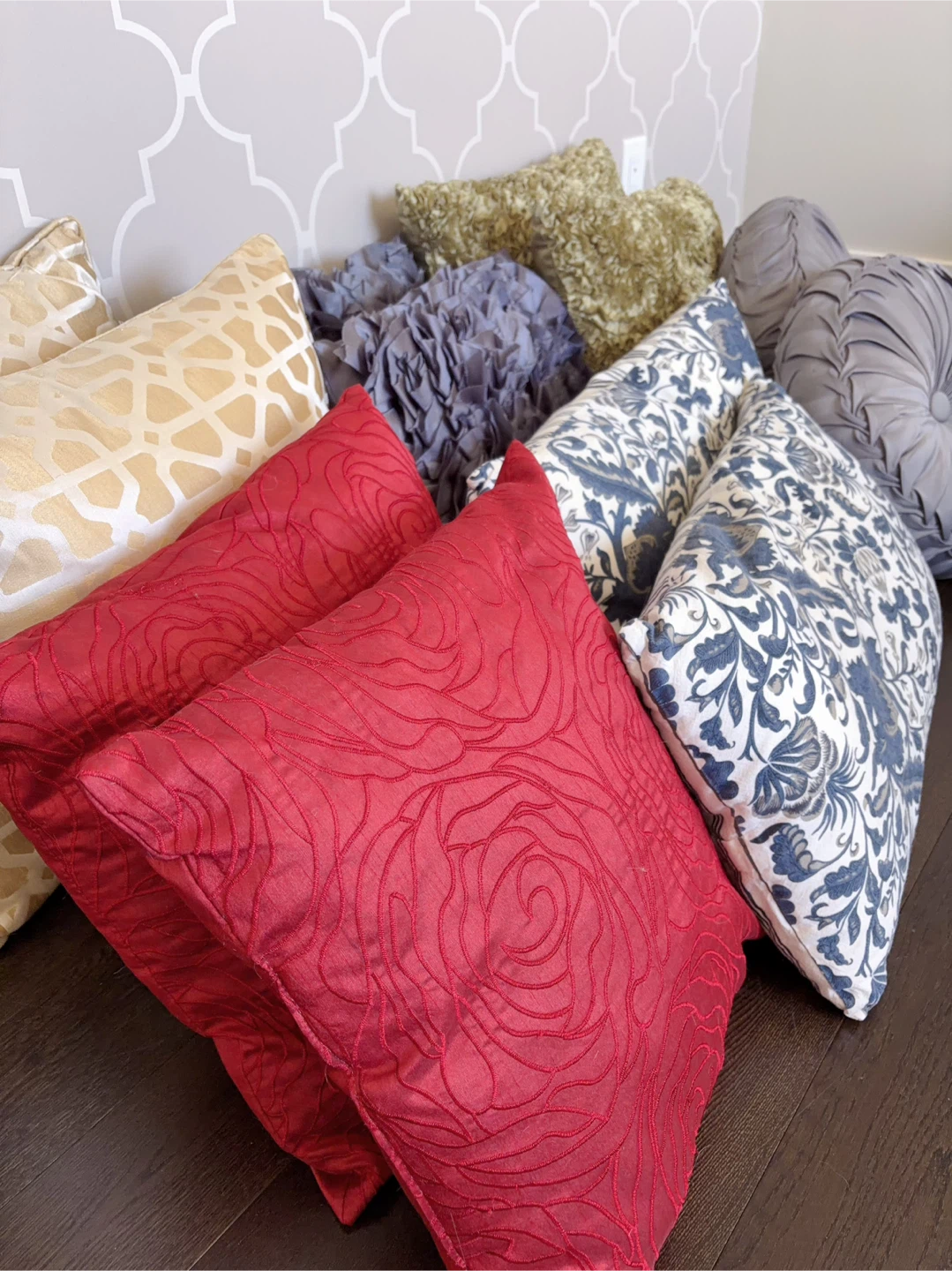 Assorted Decorative Pillows - photo 2