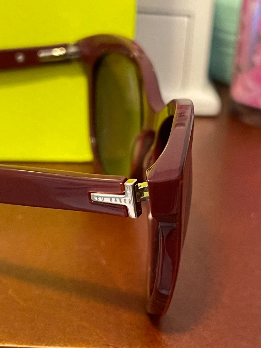 Ted Baker Cat eye Burgundy Sunglasses B686 image indicator(7)