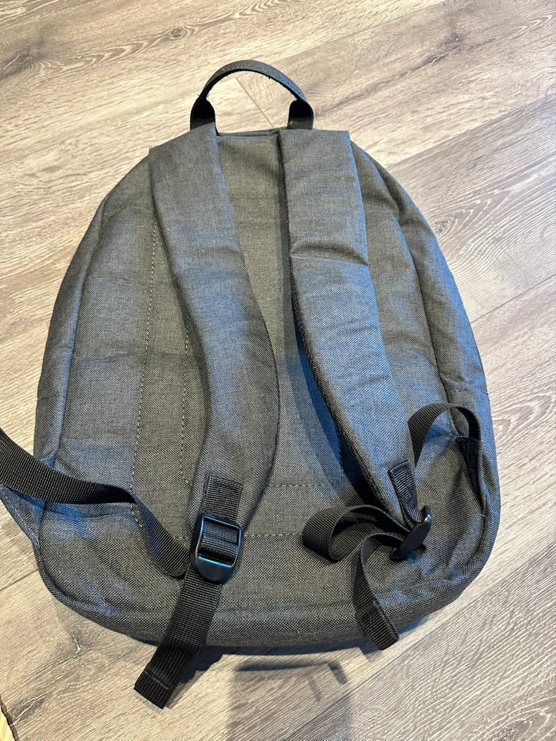 Lenovo Casual Laptop Backpack 15.6 - Grey image indicator(2)