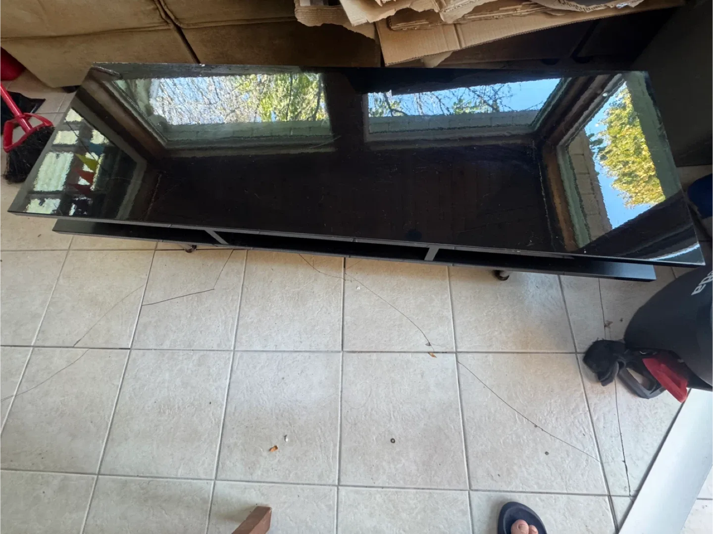 Black Coffee Table with Glass Top image indicator(2)