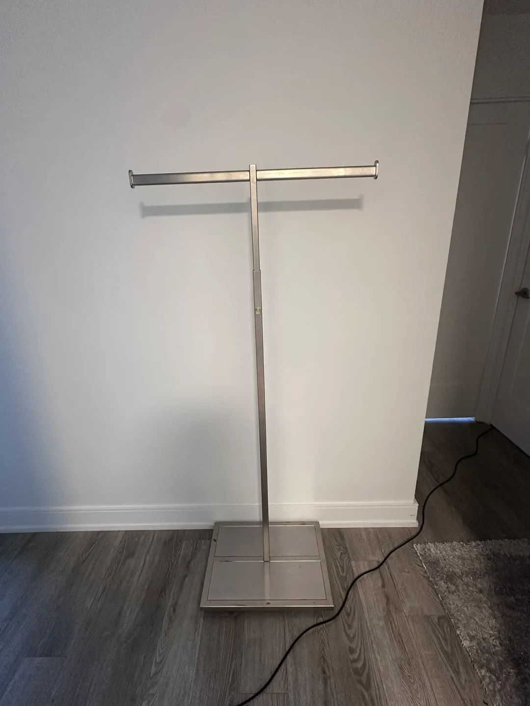Adjustable Height Clothing Rack