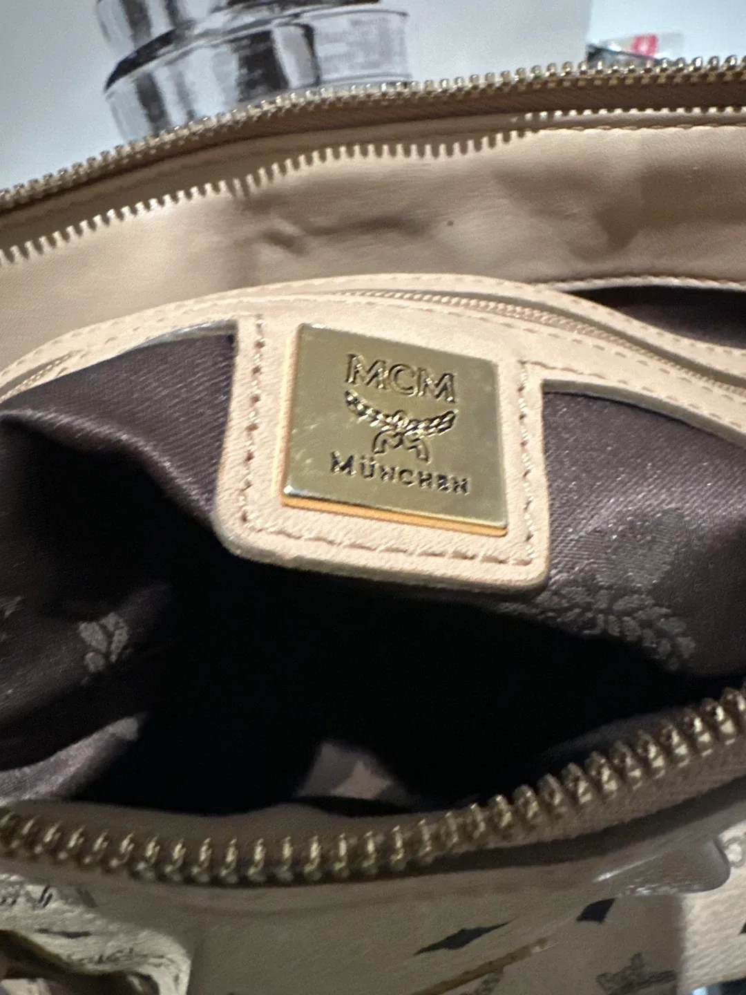 MCM MUNCHEN Tote Bag image indicator(7)