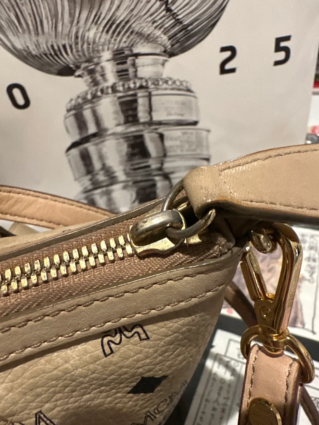 MCM MUNCHEN Tote Bag image indicator(8)