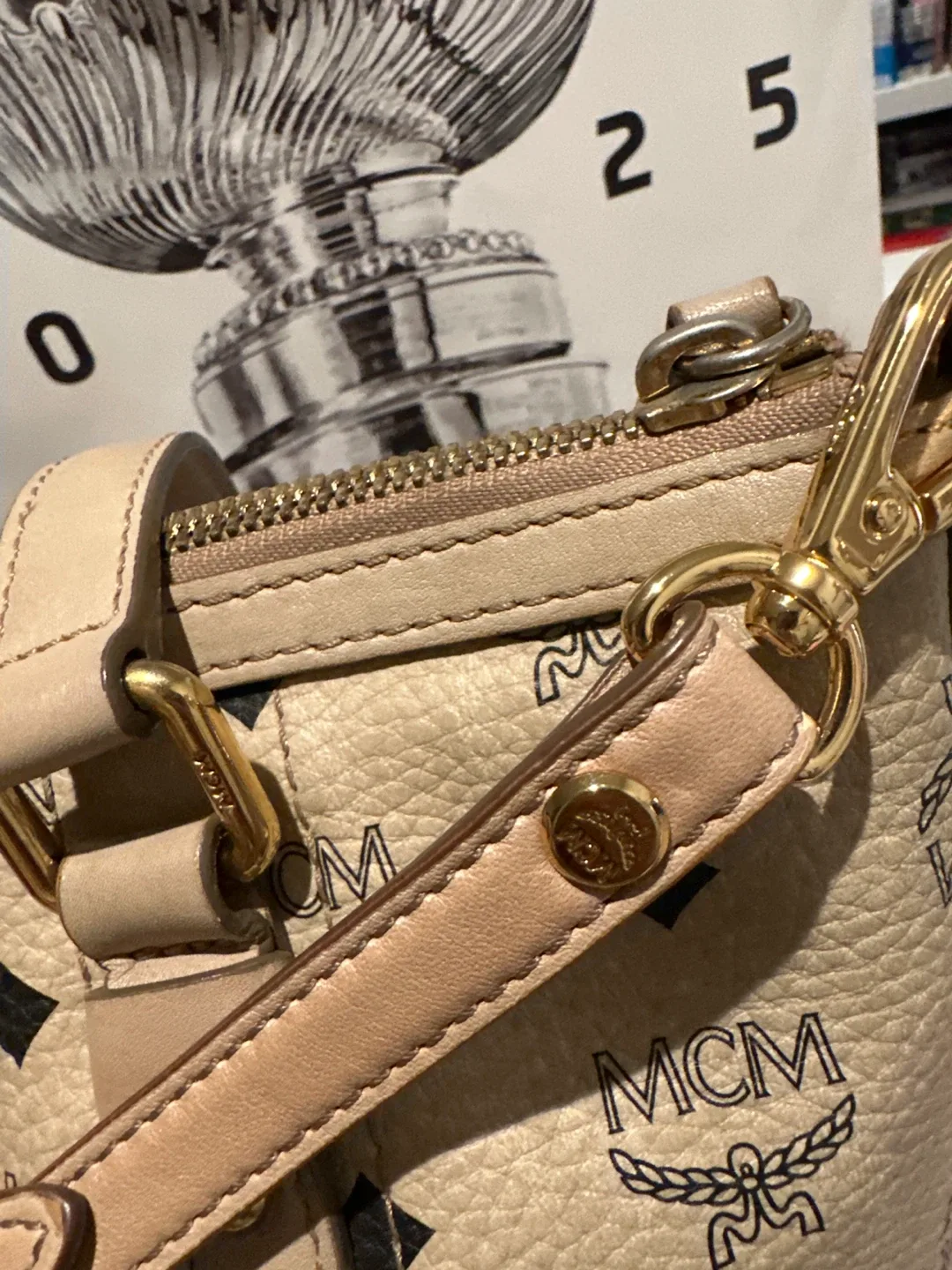 MCM MUNCHEN Tote Bag image indicator(9)