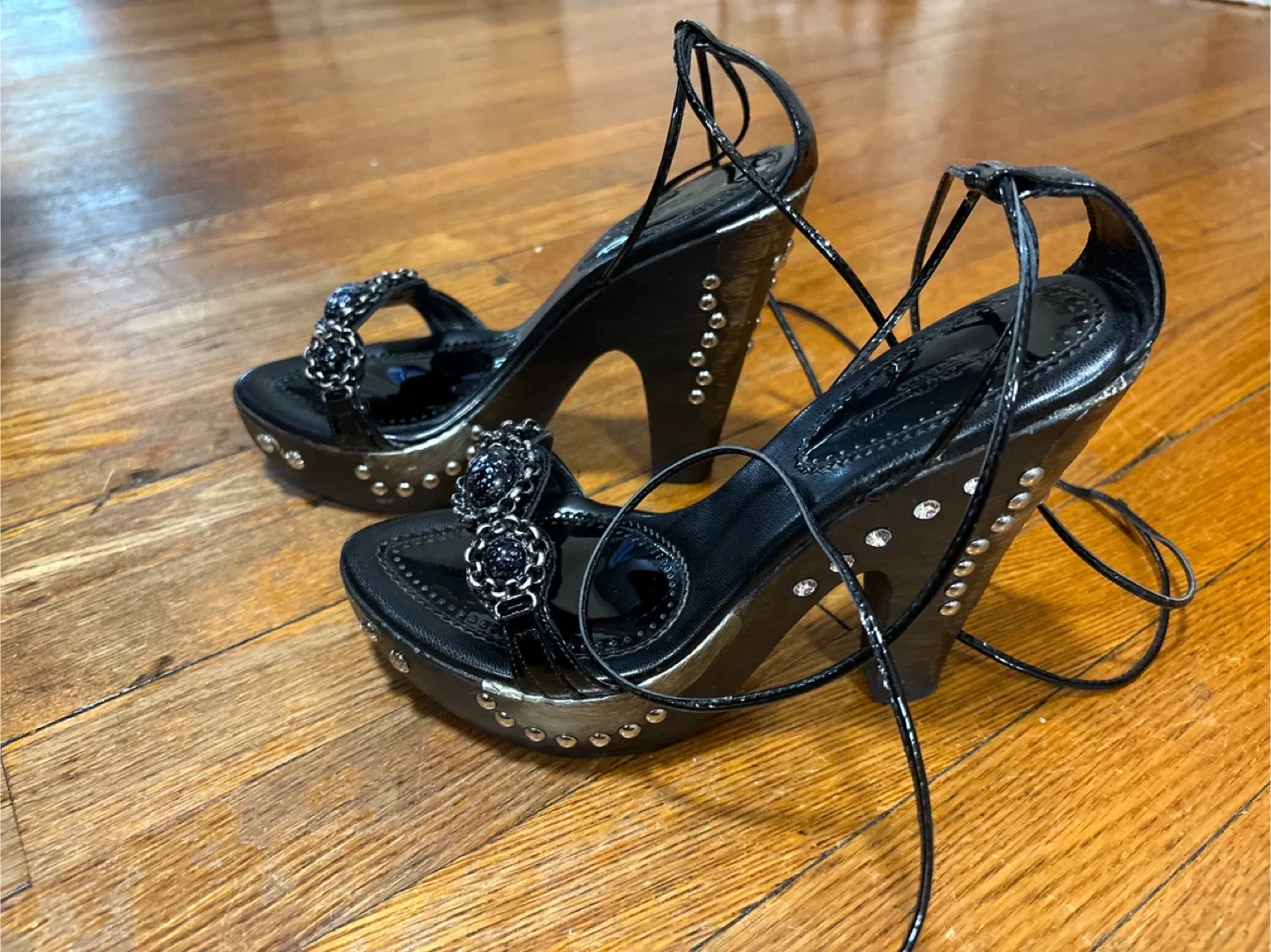 Roberto Durville Black Heels size 8 image indicator(2)