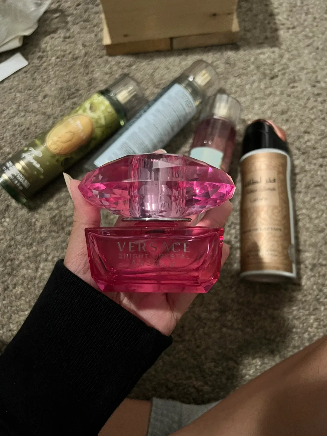 Versace Bright Crystal Absolu Eau de Parfum 50ml image indicator(2)