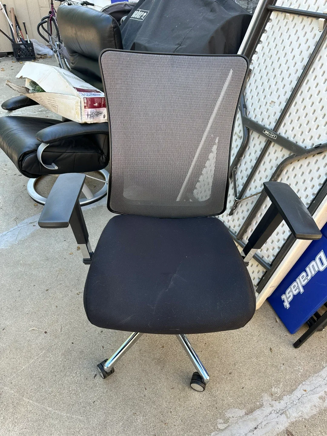 Office Chair - Black thumbnail