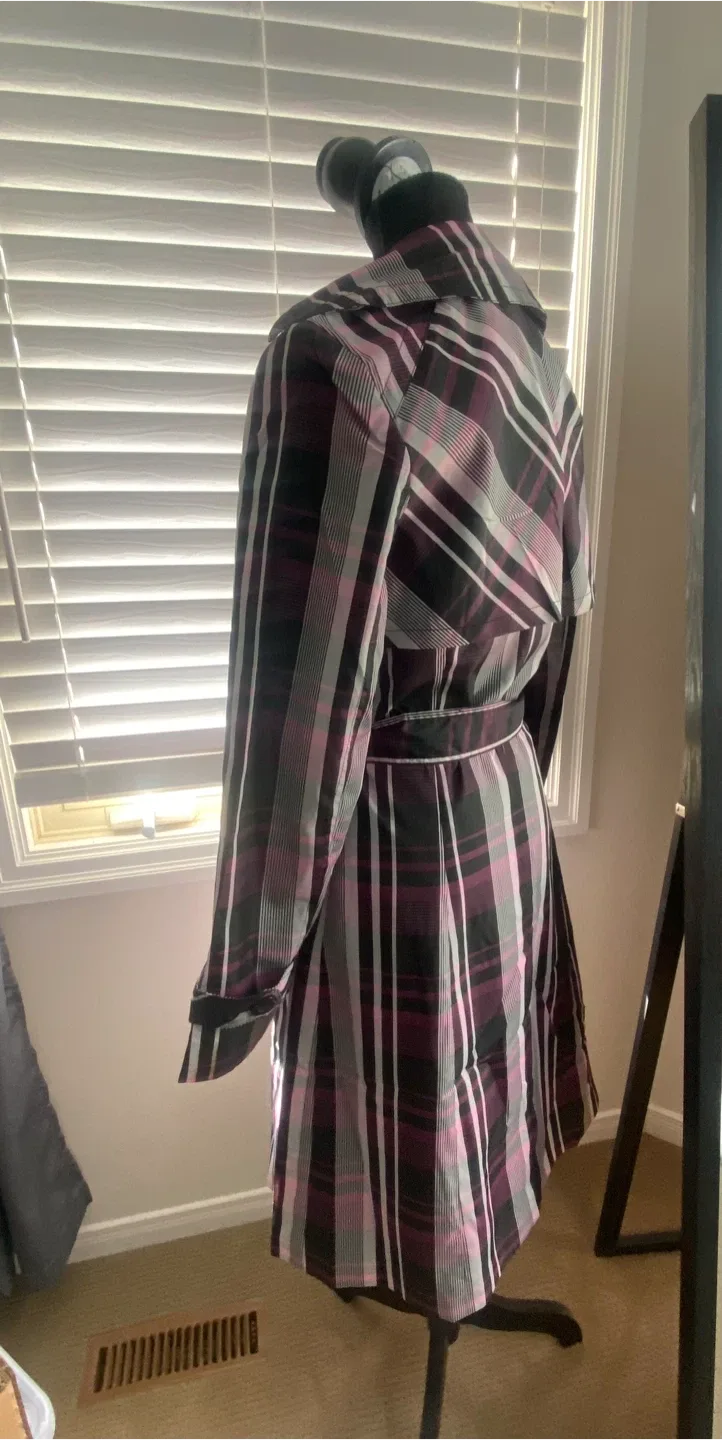 Plaid Trench Coat - Size L image indicator(4)