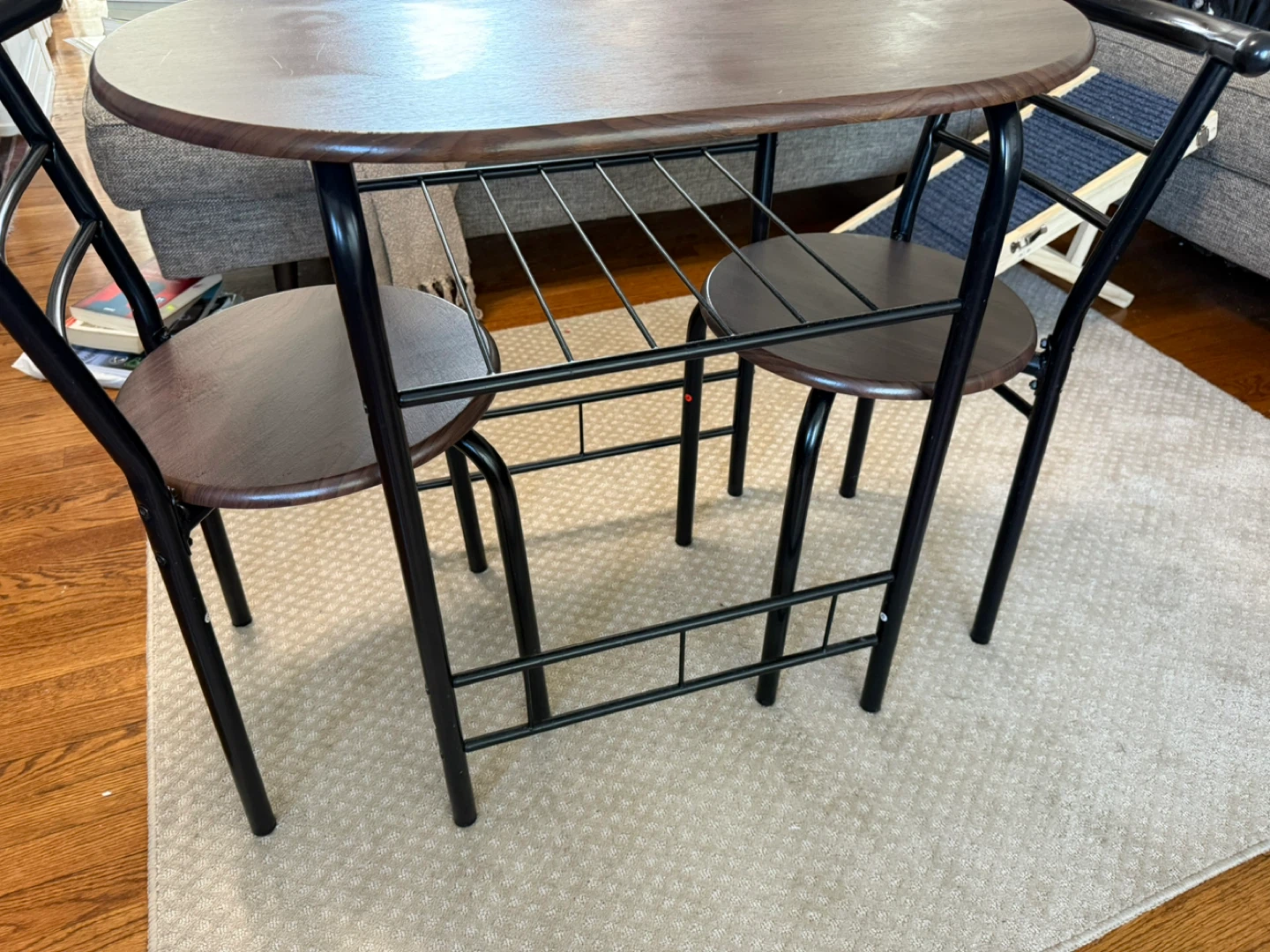 3-Piece Wooden Round Table & Chair Set for Compact Space - photo 4