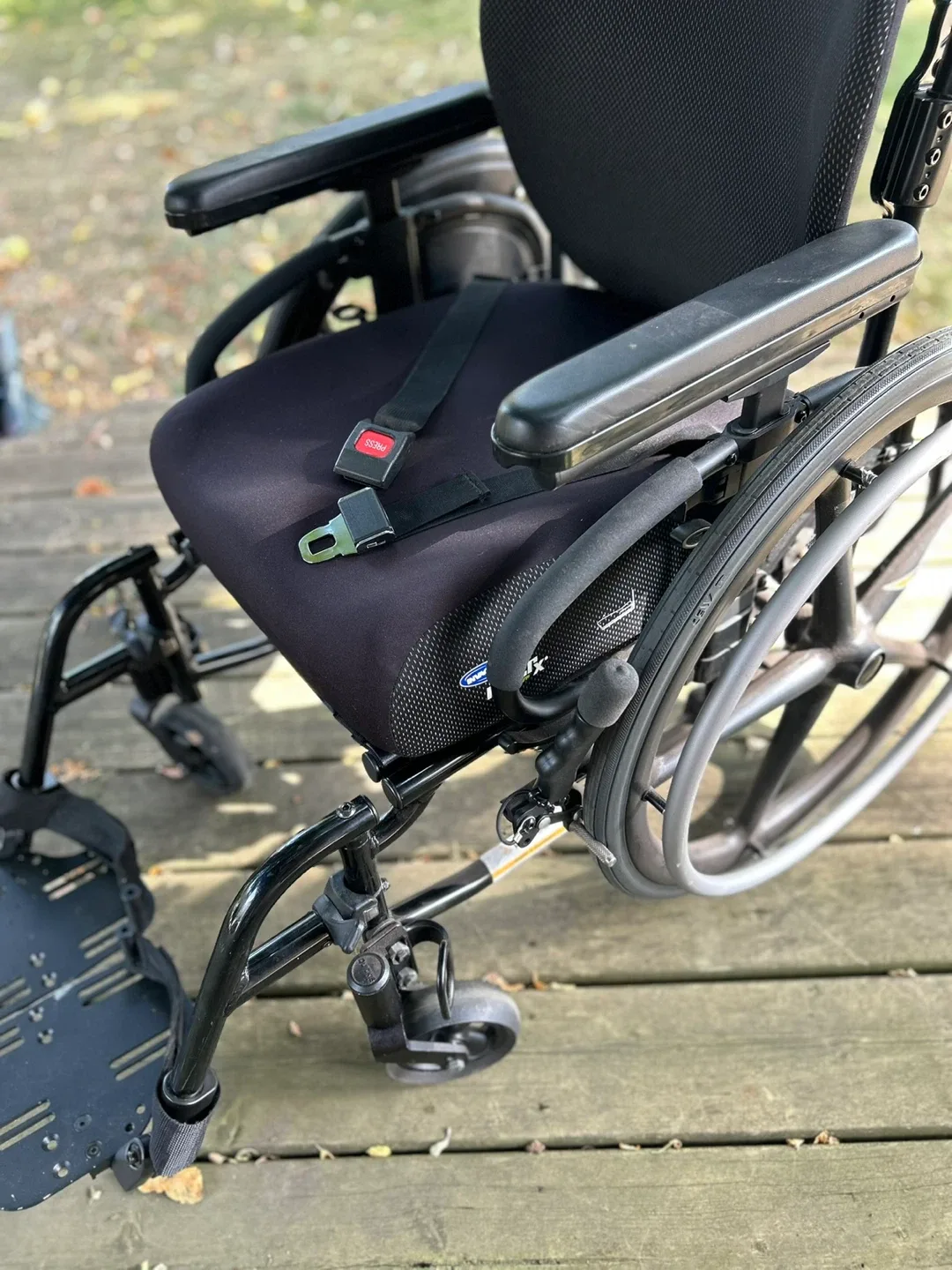 Invacare Quickie QXi Wheelchair - Lightweight & Durable image indicator(6)