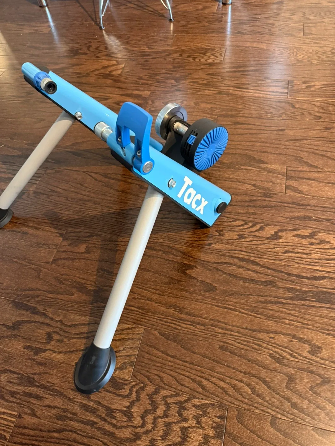 Tacx Blue Twist Bike Trainer image indicator(2)