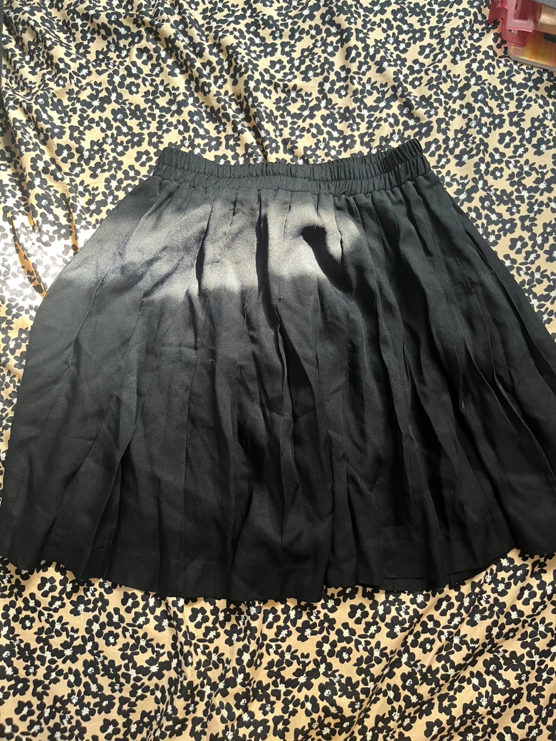 Black Pleated Skirt