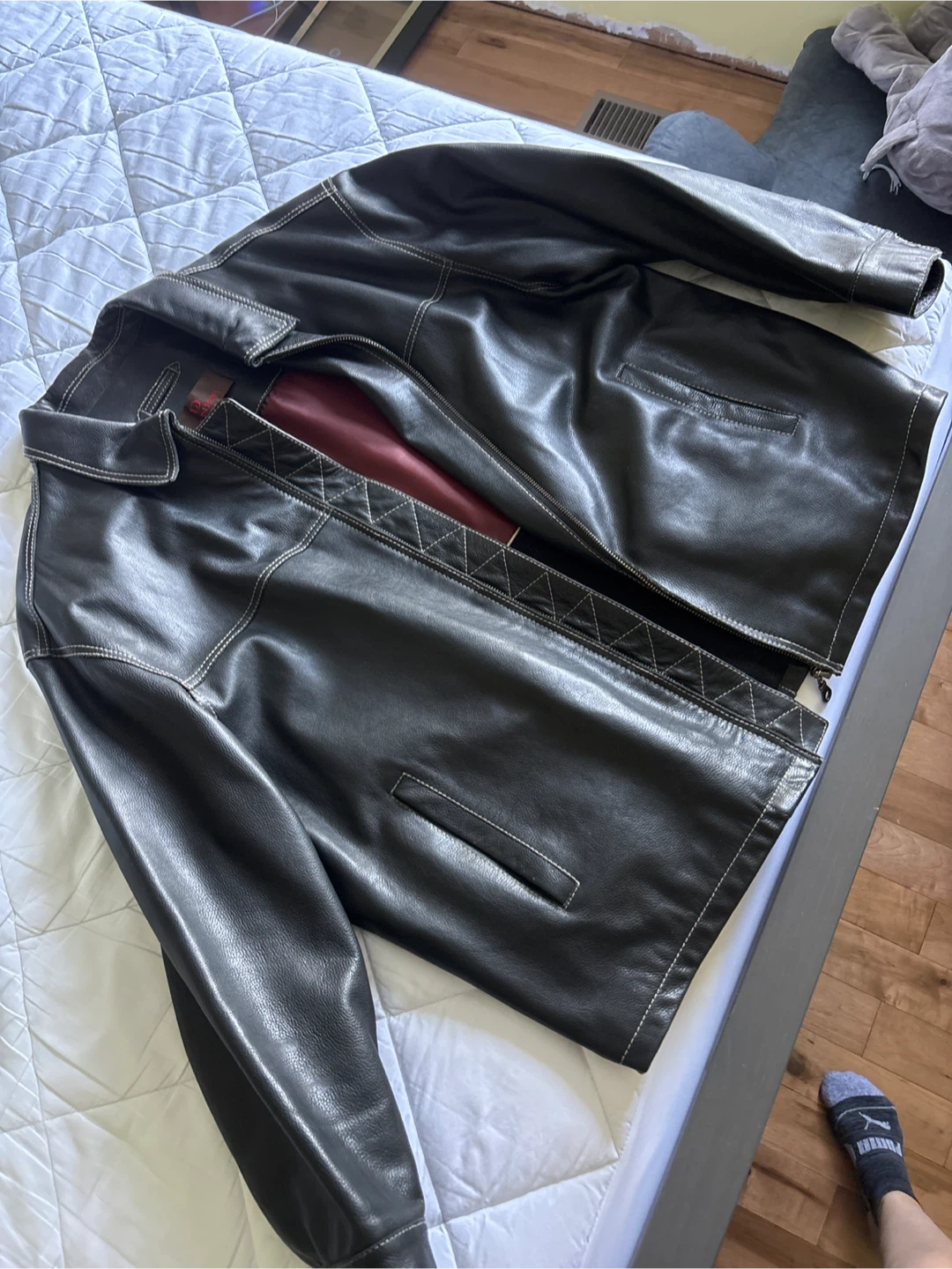 Danier Black Leather Jacket, - photo 4