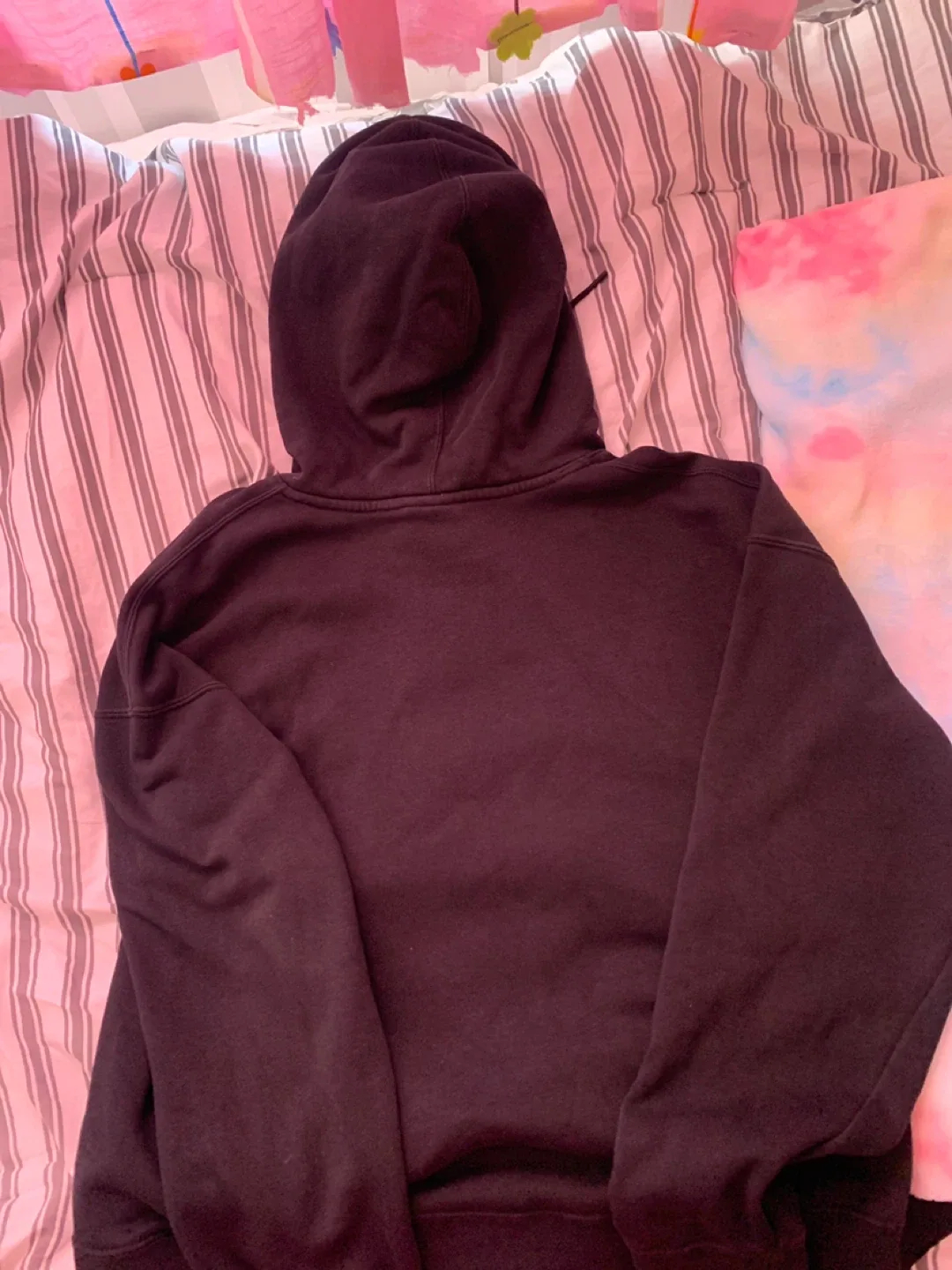 Jordan Hoodie - Size Small image indicator(2)