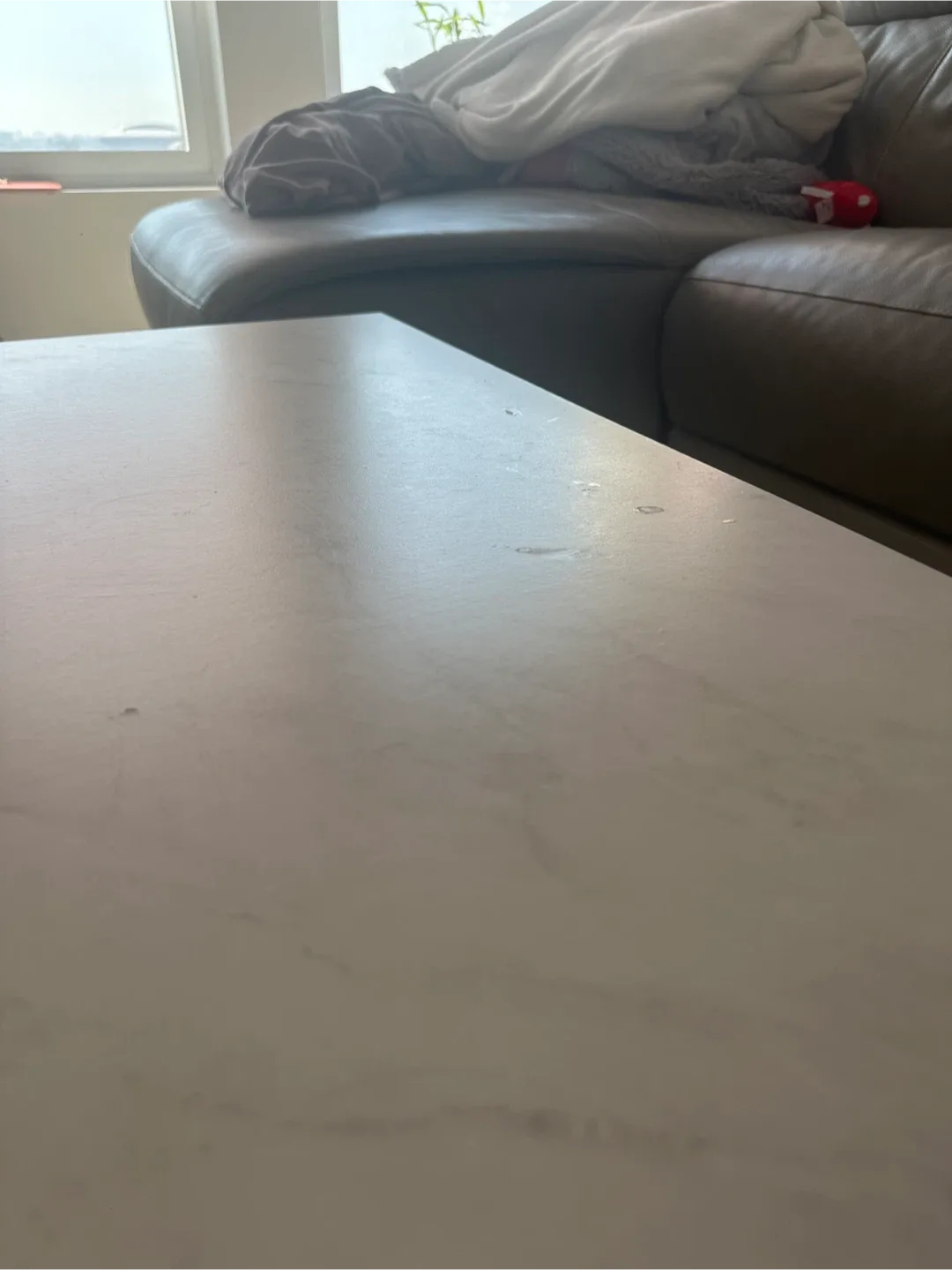 Coffee table with Gold Legs image indicator(9)