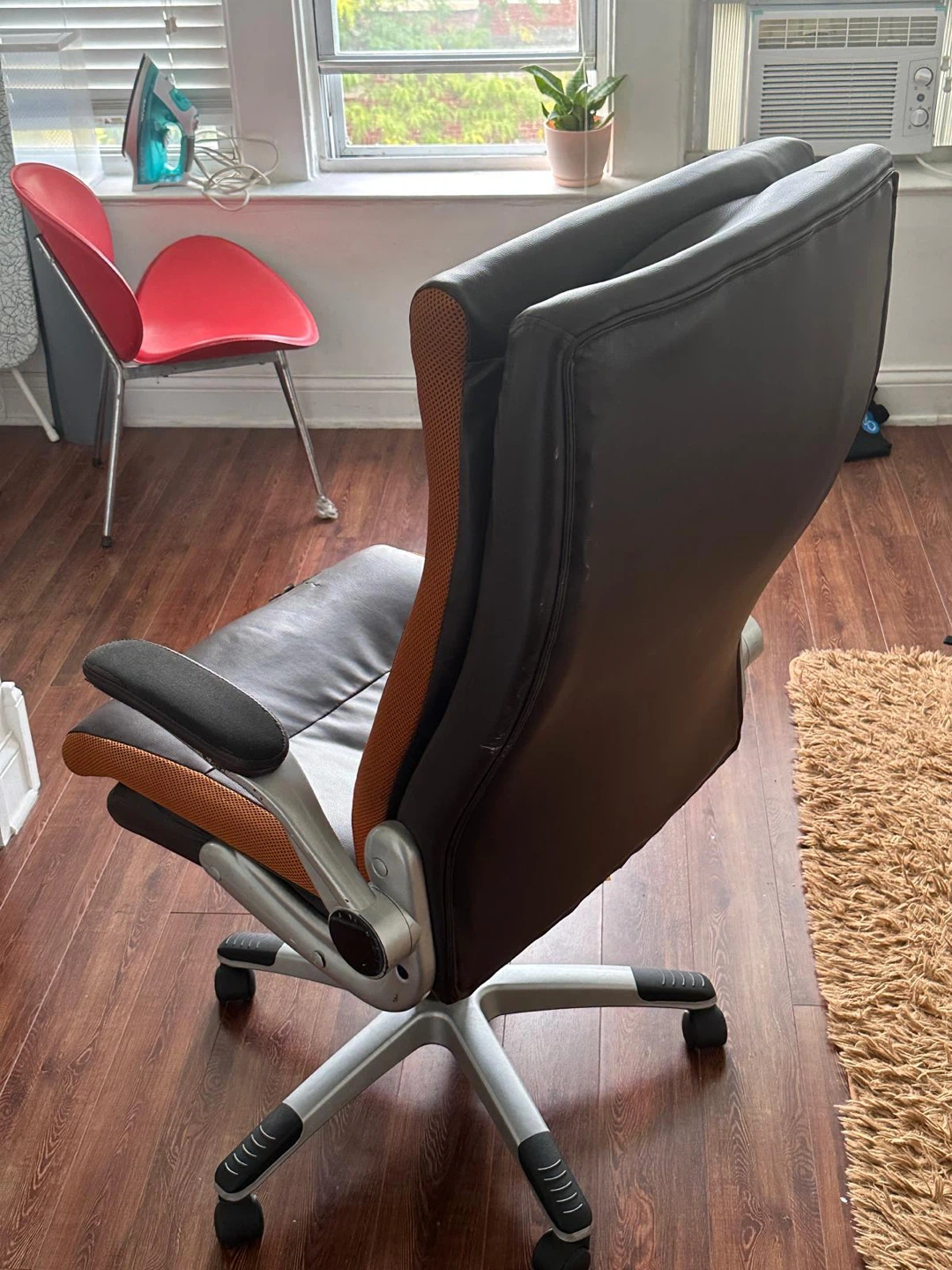 Executive Office Chair - Brown - photo 2