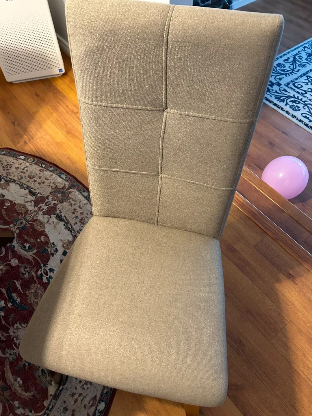 Dining Table & Set of Four Chairs image indicator(4)