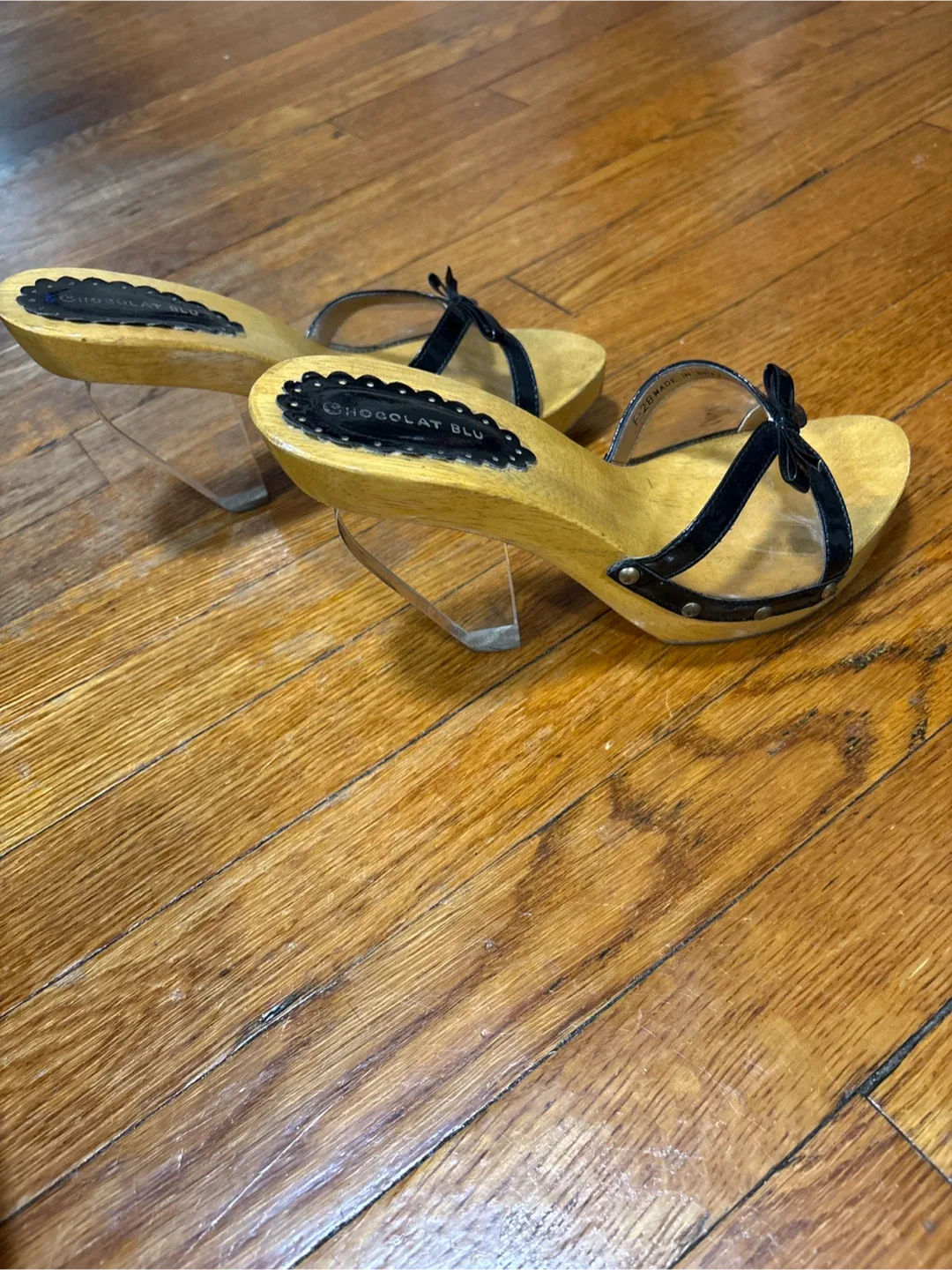 Chocolat Blu Wood Platform Heels - Size 8 image indicator(5)