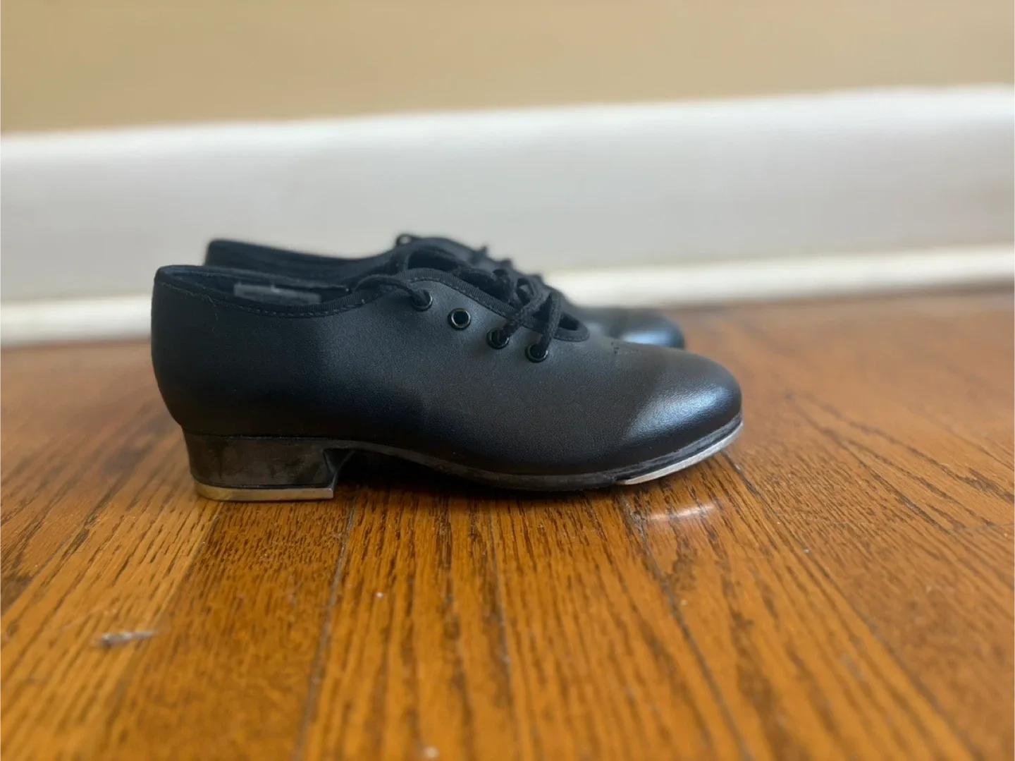 Bloch Black Tap Shoes Size 13 image indicator(2)