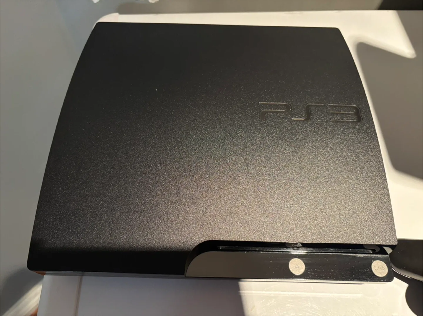 Sony PlayStation 3 (PS3) 160GB with Controller image indicator(5)