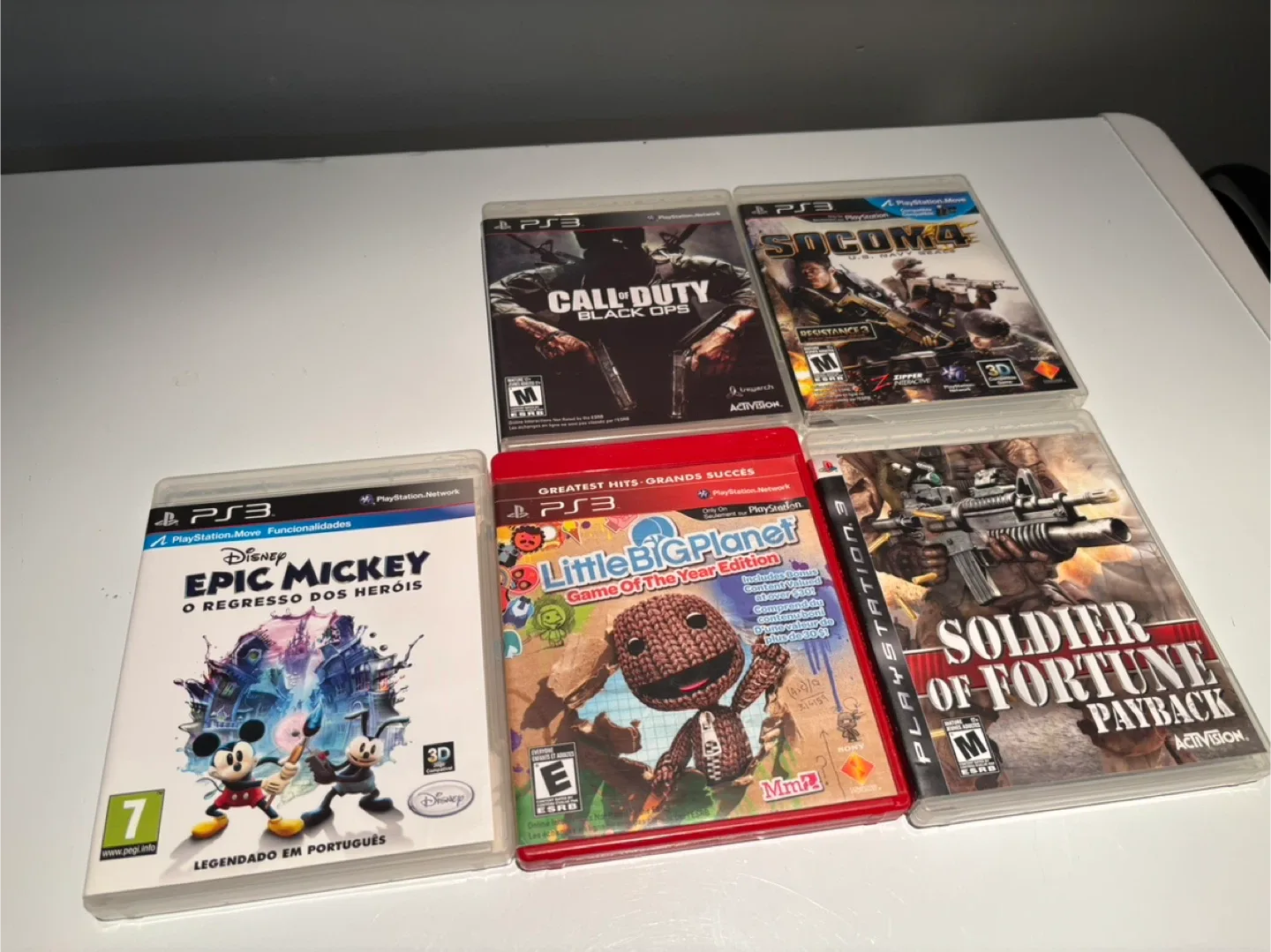 Sony PlayStation 3 (PS3) 160GB with Controller image indicator(7)