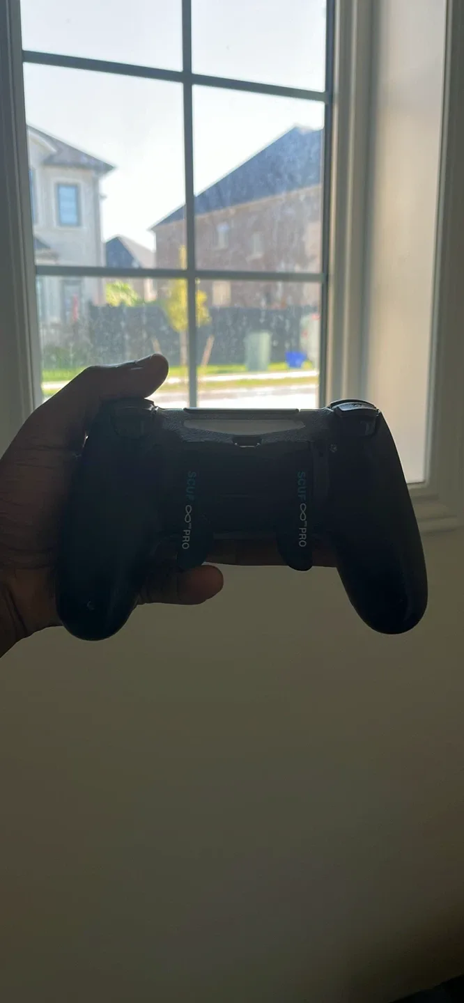 PS4/PC Scuf Infinity Gaming Controller image indicator(2)