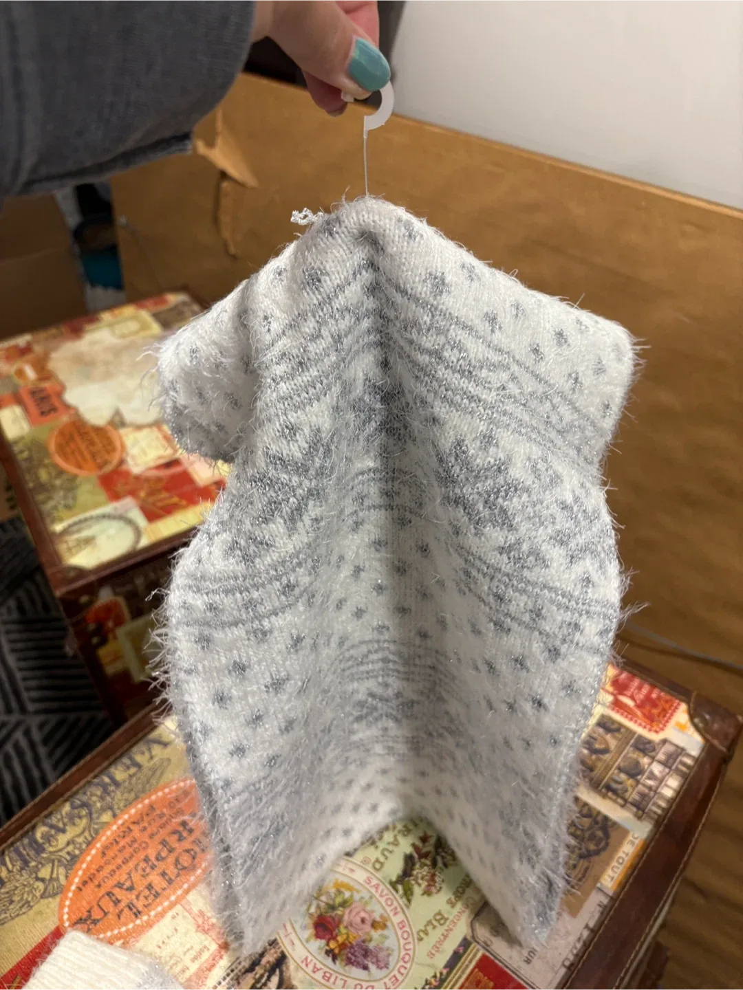 White & Silver Knit Scarf, Mittens & Top Set image indicator(5)