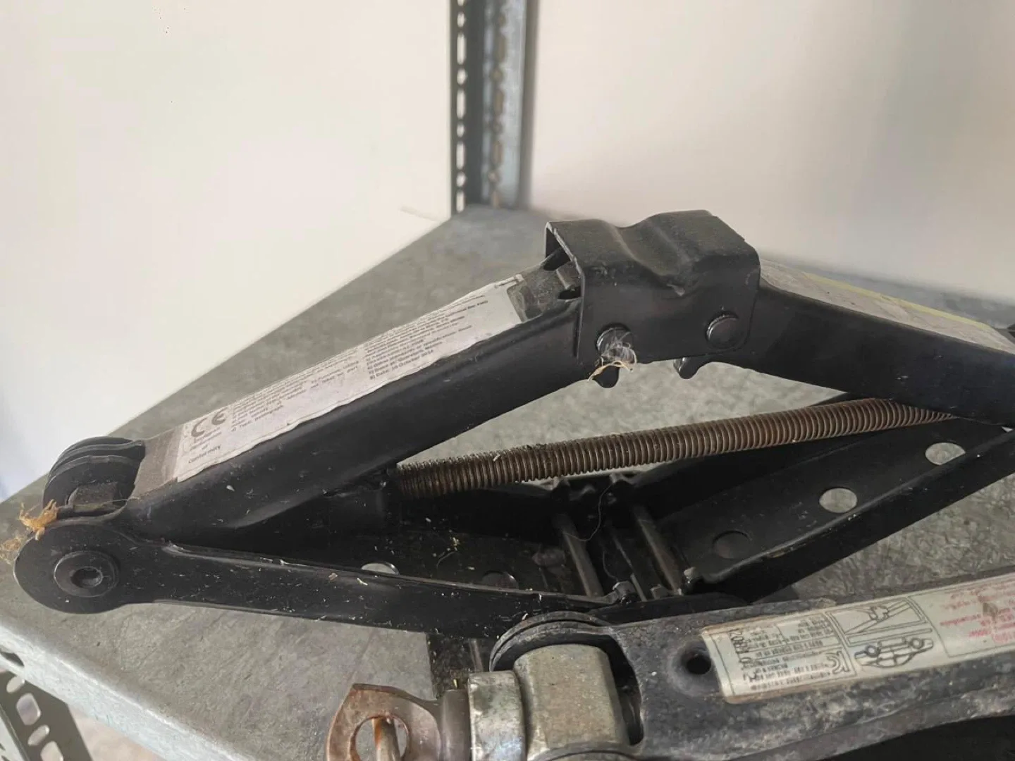 3 Used Car Jacks- 15$ each image indicator(4)