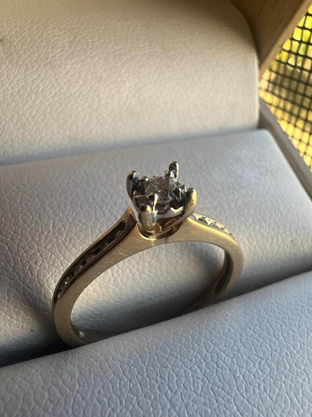 Diamond Ring - 10K Gold thumbnail