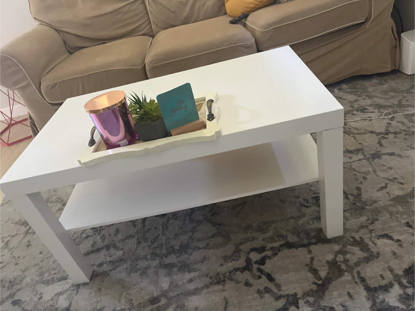 White Coffee Table from IKEA - photo 3