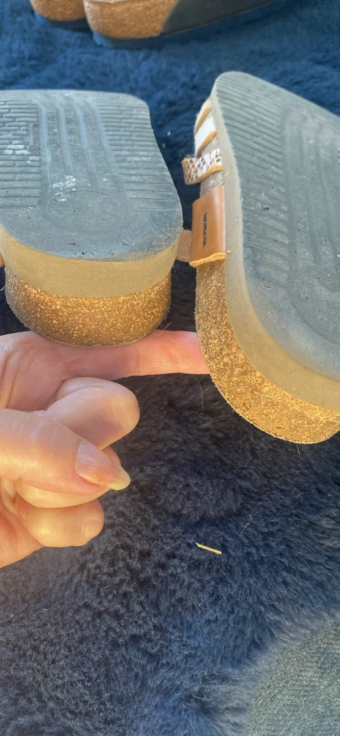 Mephisto Helen Sandals Size 8 image indicator(3)