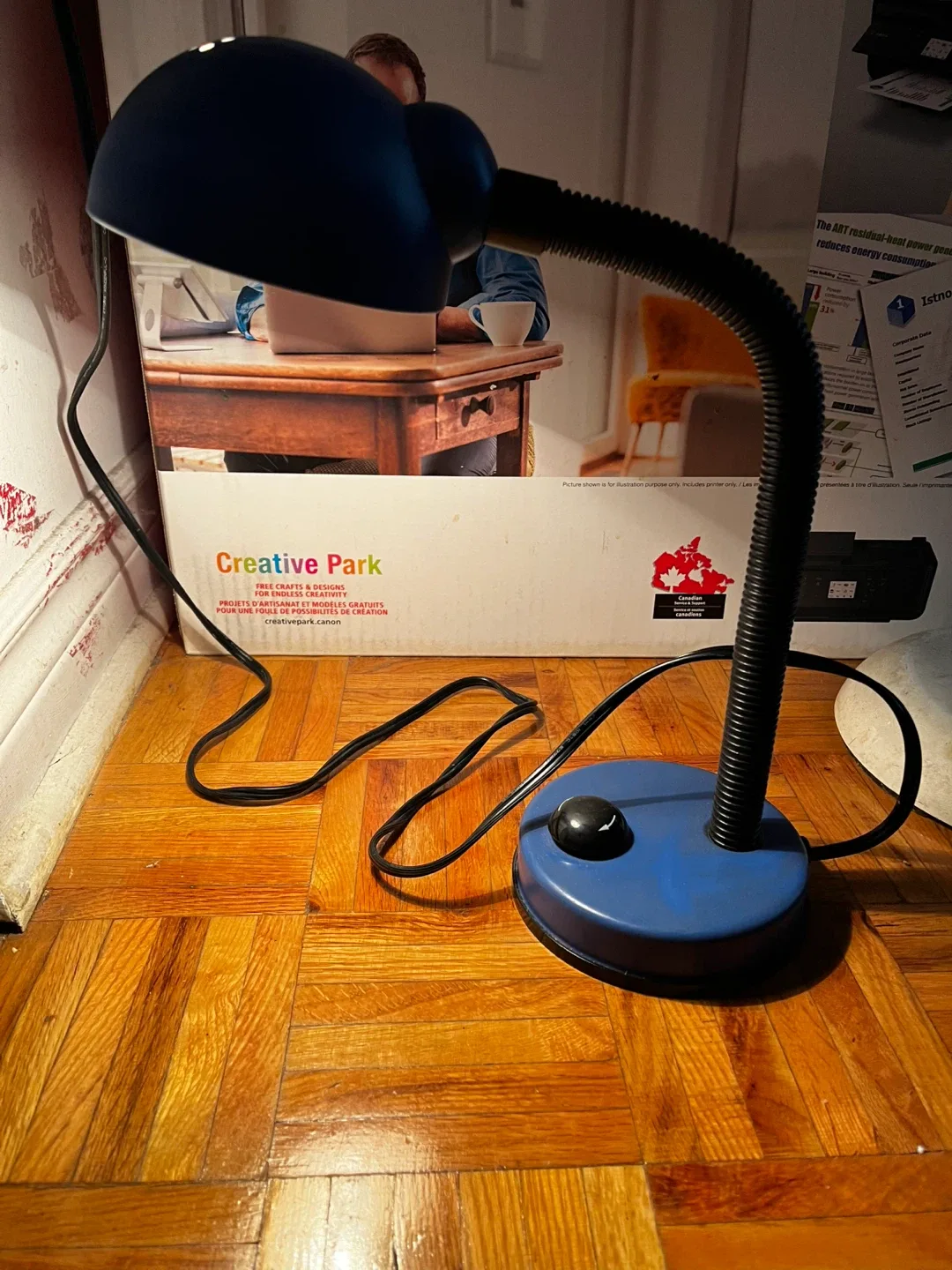 Vintage Gooseneck Desk Lamp image indicator(2)